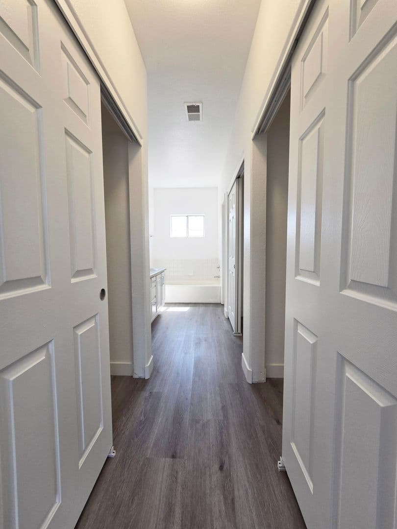 Las Vegas House: 5125 W Reno Ave