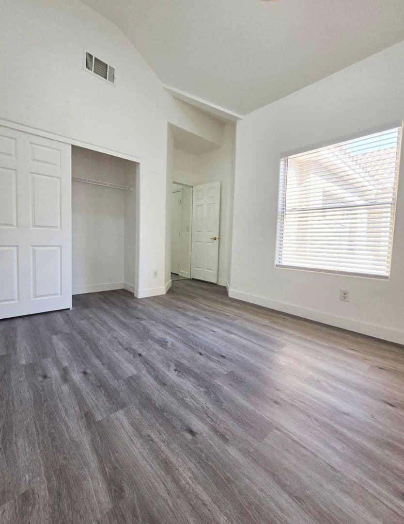 Las Vegas House: 5125 W Reno Ave