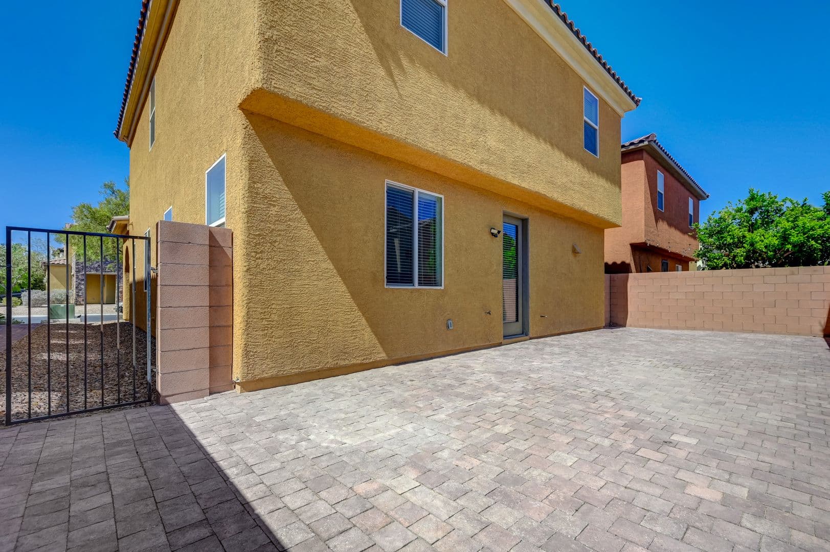 Las Vegas House: 968 Hidden Bull St