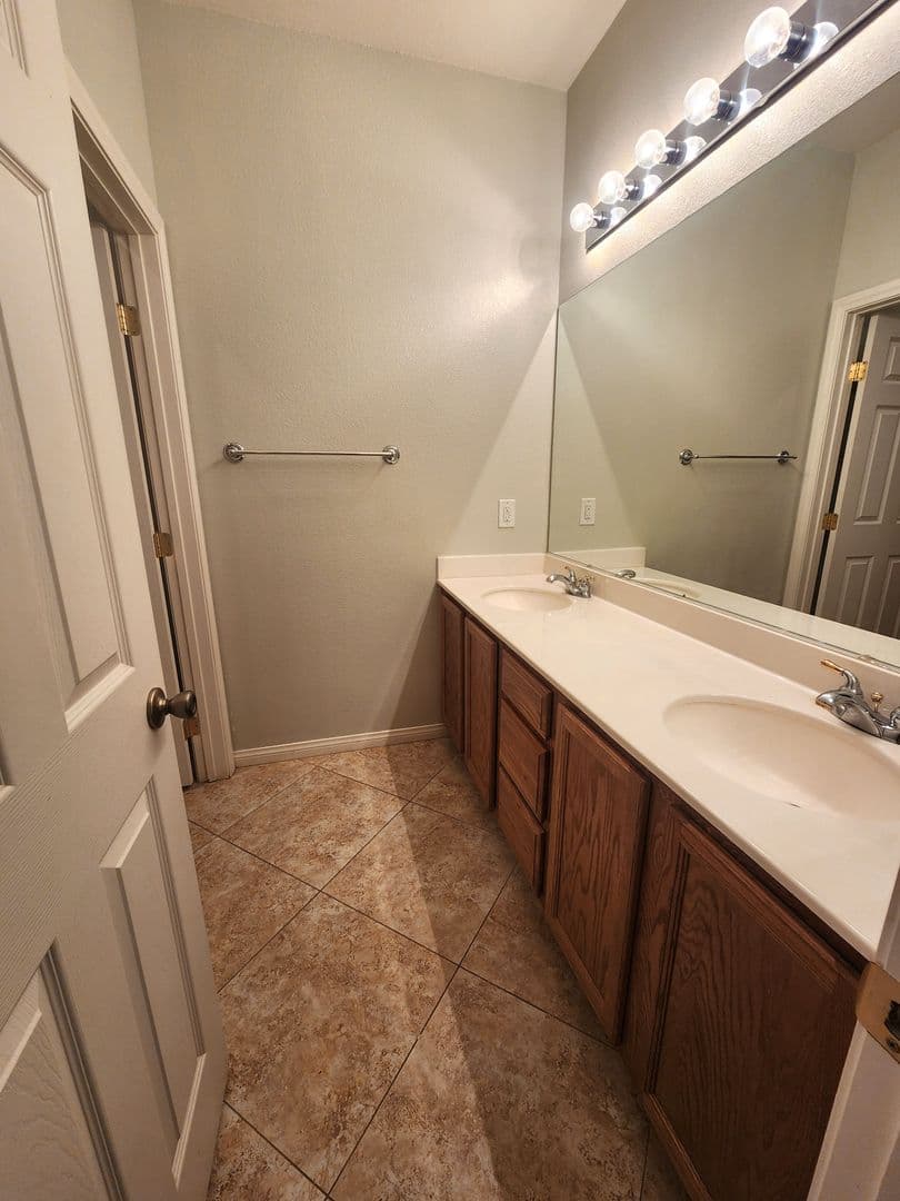 Las Vegas House: 9733 Sienna Valley Avenue