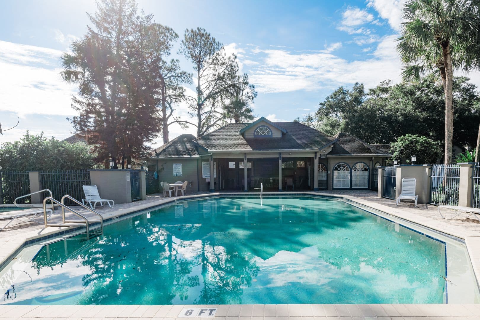 Lake Mary House: 954 Forest Ridge Court