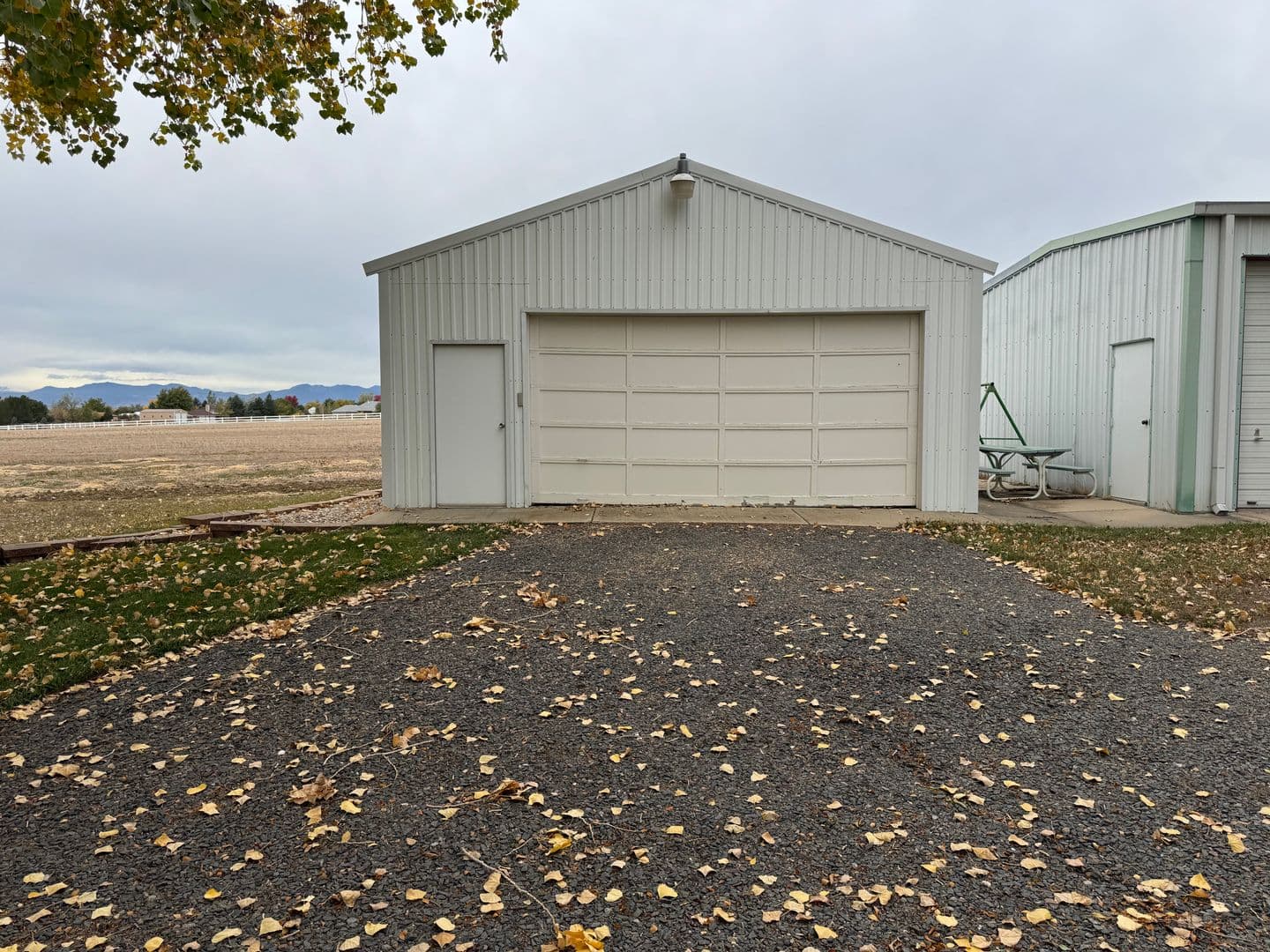 Broomfield House: 14981 Zuni St