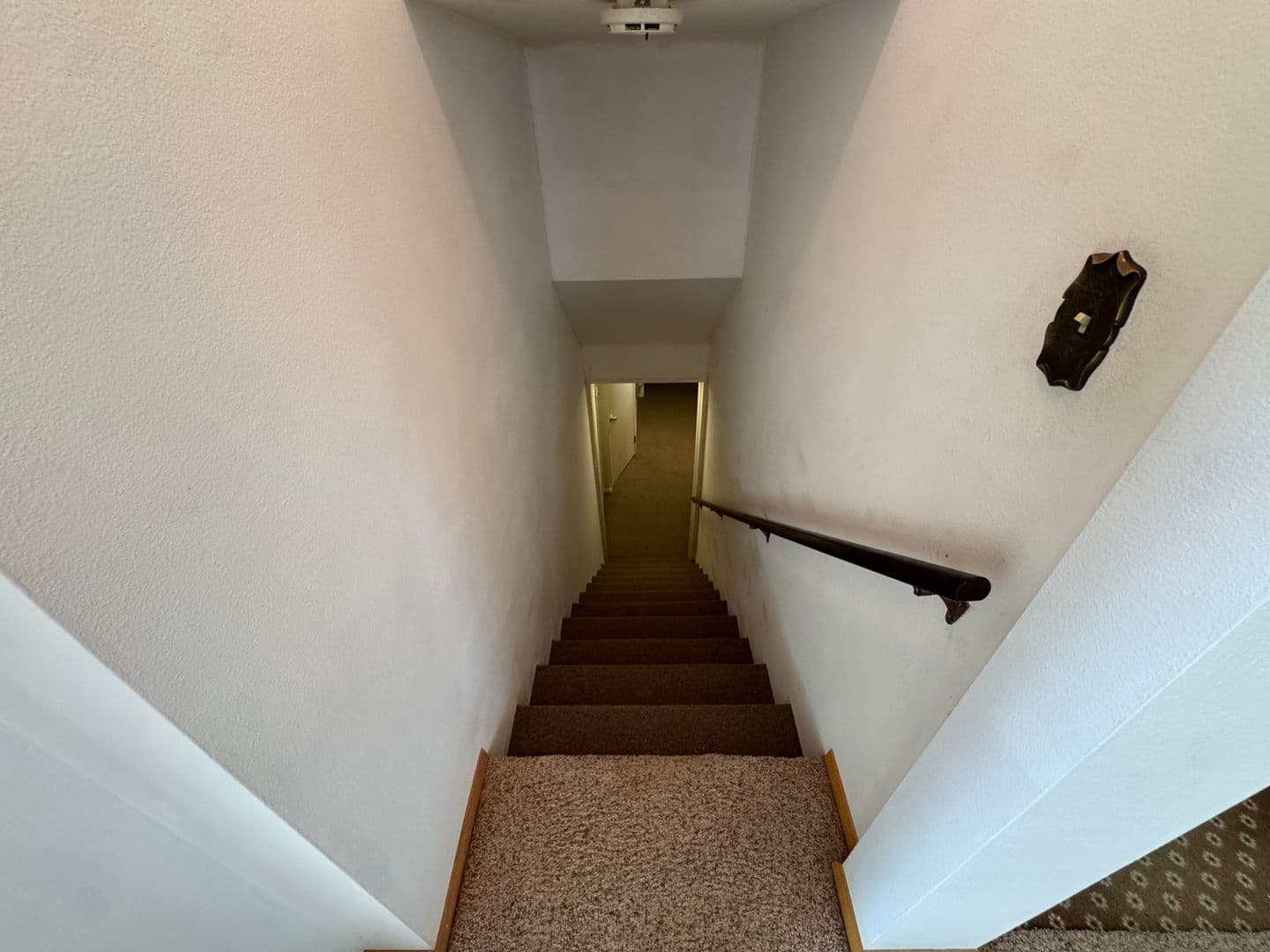 Broomfield House: 14981 Zuni St