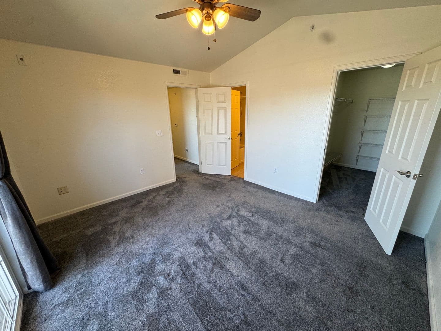 Englewood House: 7440 S Blackhawk St #12-304