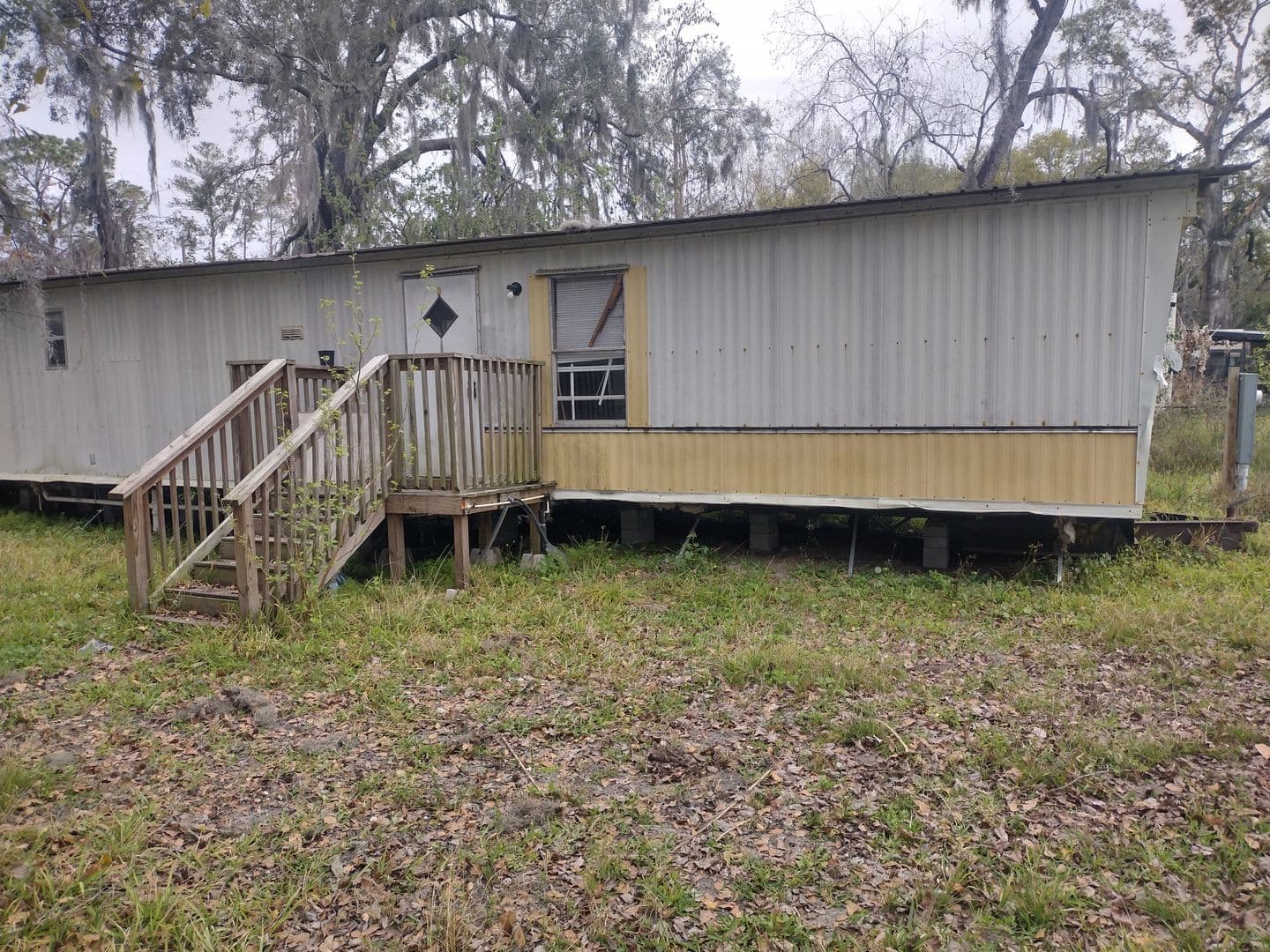 Jacksonville House: 6653 Beryl St