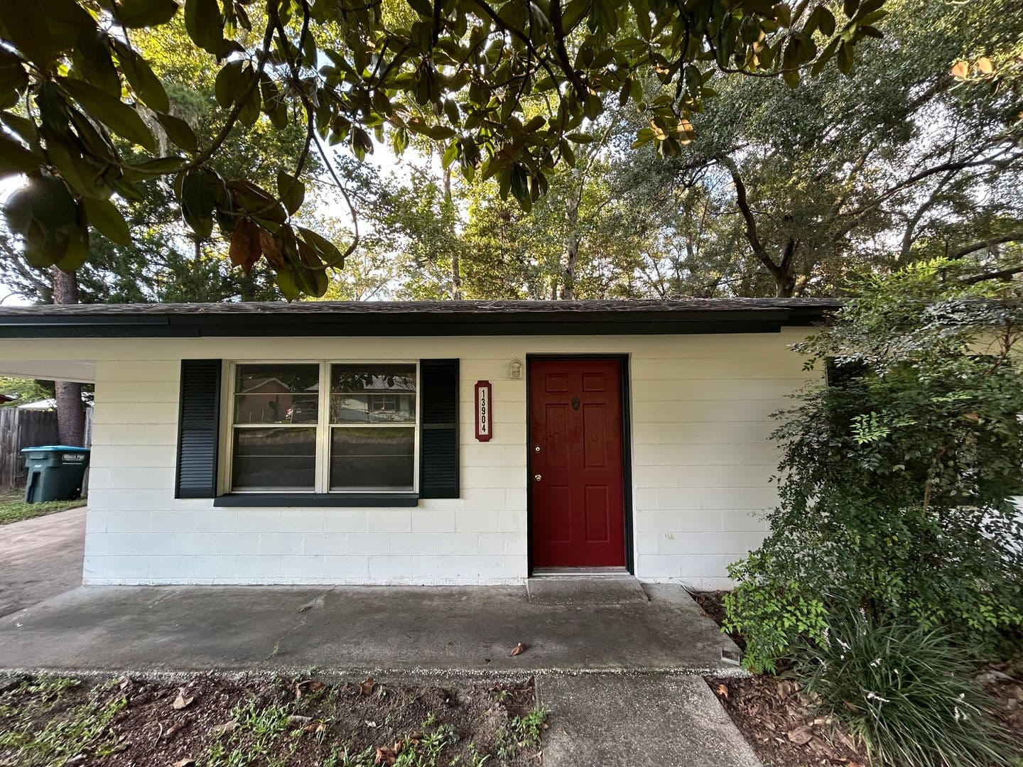 Alachua House: 13904 NW 142nd Place