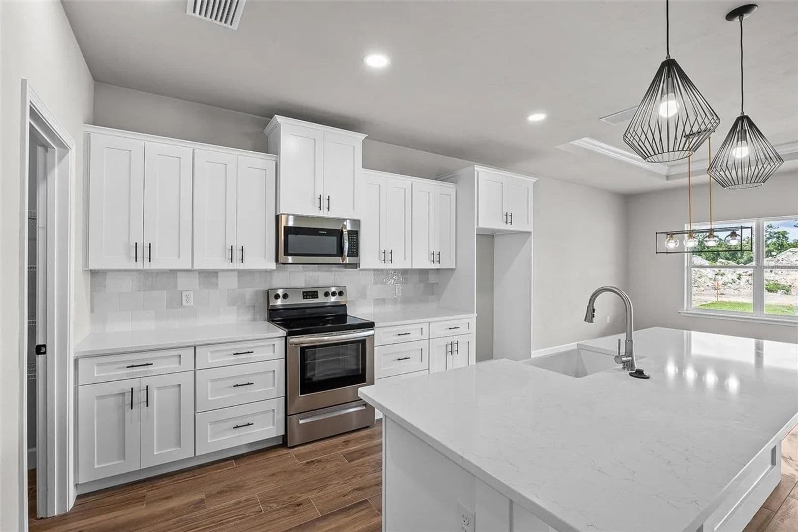 Gainesville House: 6724 SW 12th Lane