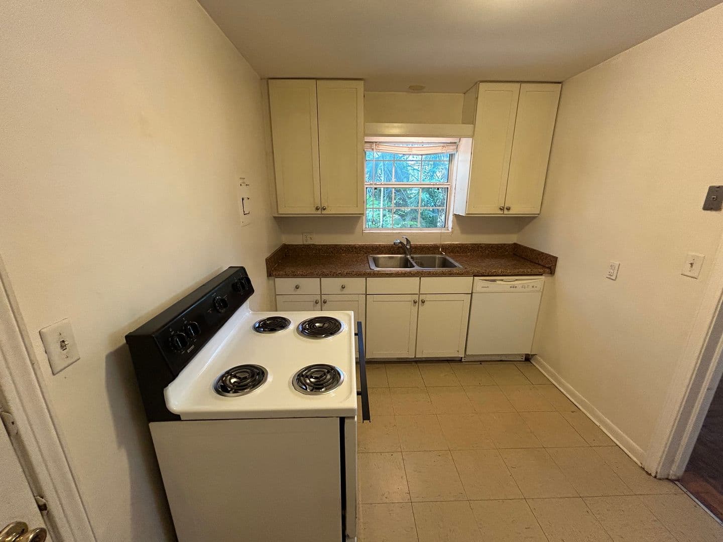 Gainesville House: 2721 SW 2nd Ave.