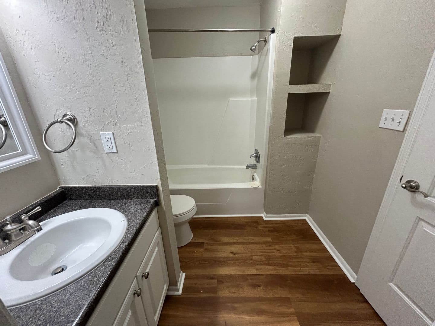 Gainesville House: 507 NW 39th Road