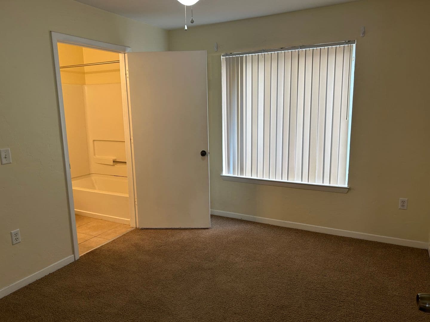 Gainesville House: 3800 SW 20th Ave. #501