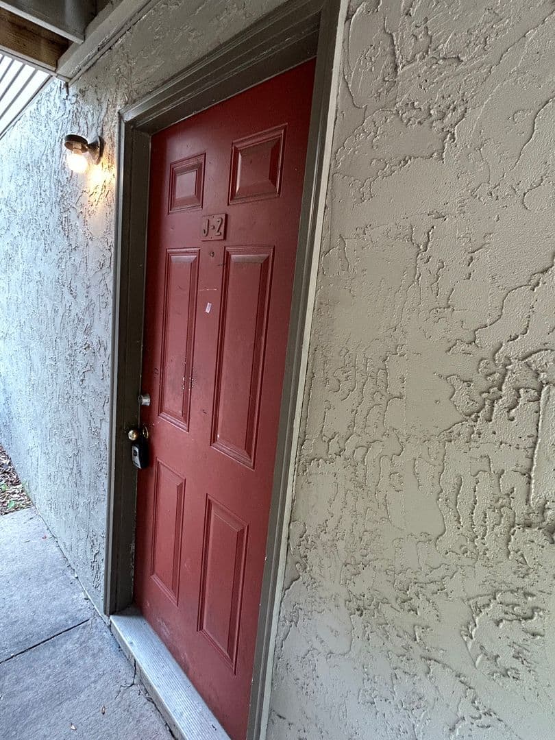 Gainesville Condo: 1035 SW 9th St. Unit J-2