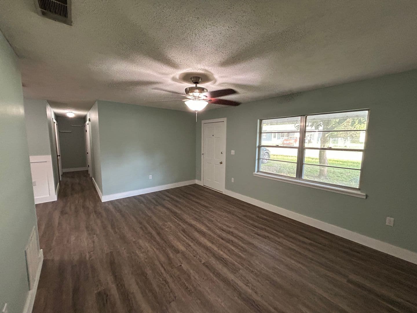 Alachua House: 13904 NW 142nd Place