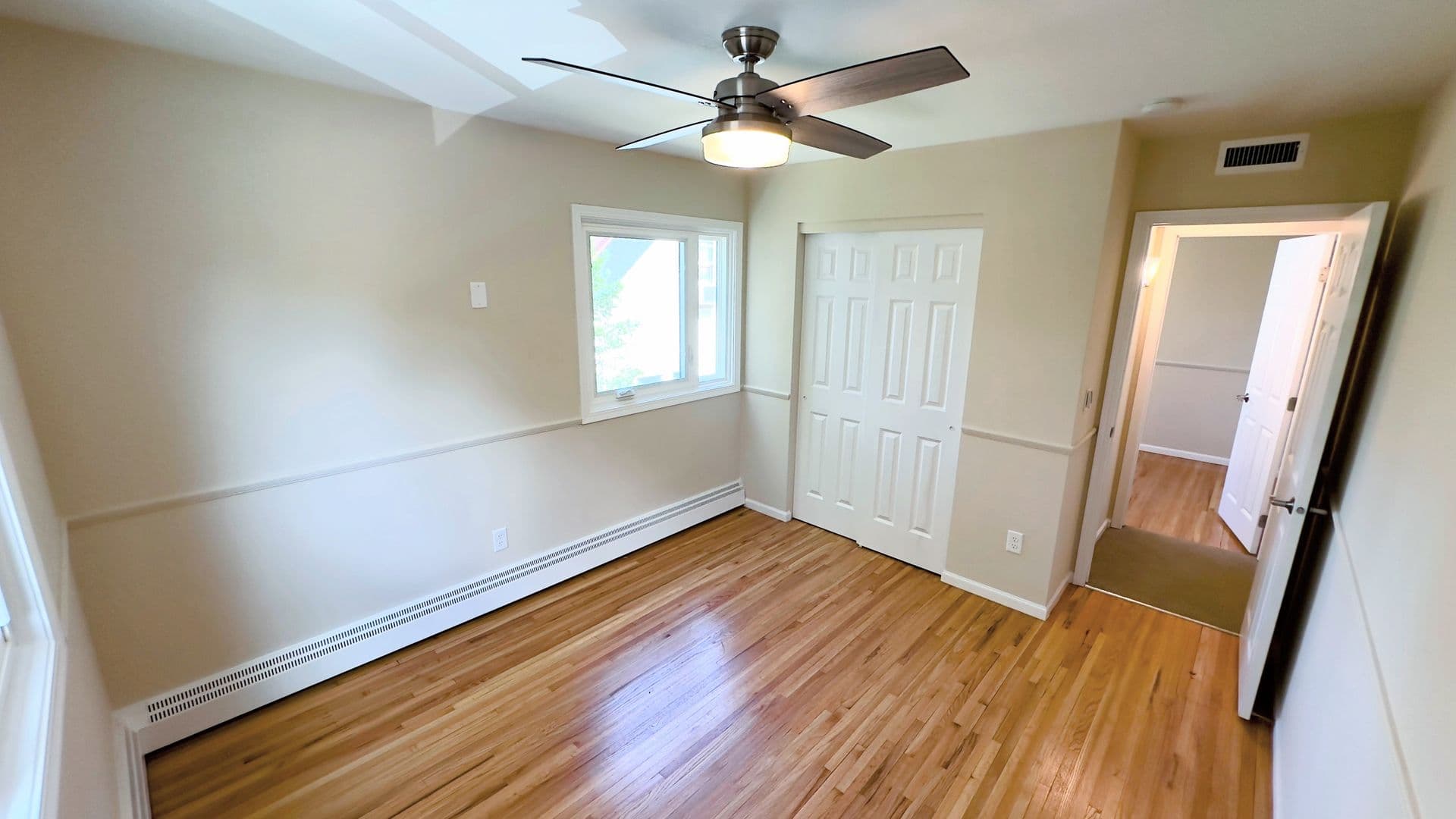Minneapolis Apartment: 2902 Polk Street NE