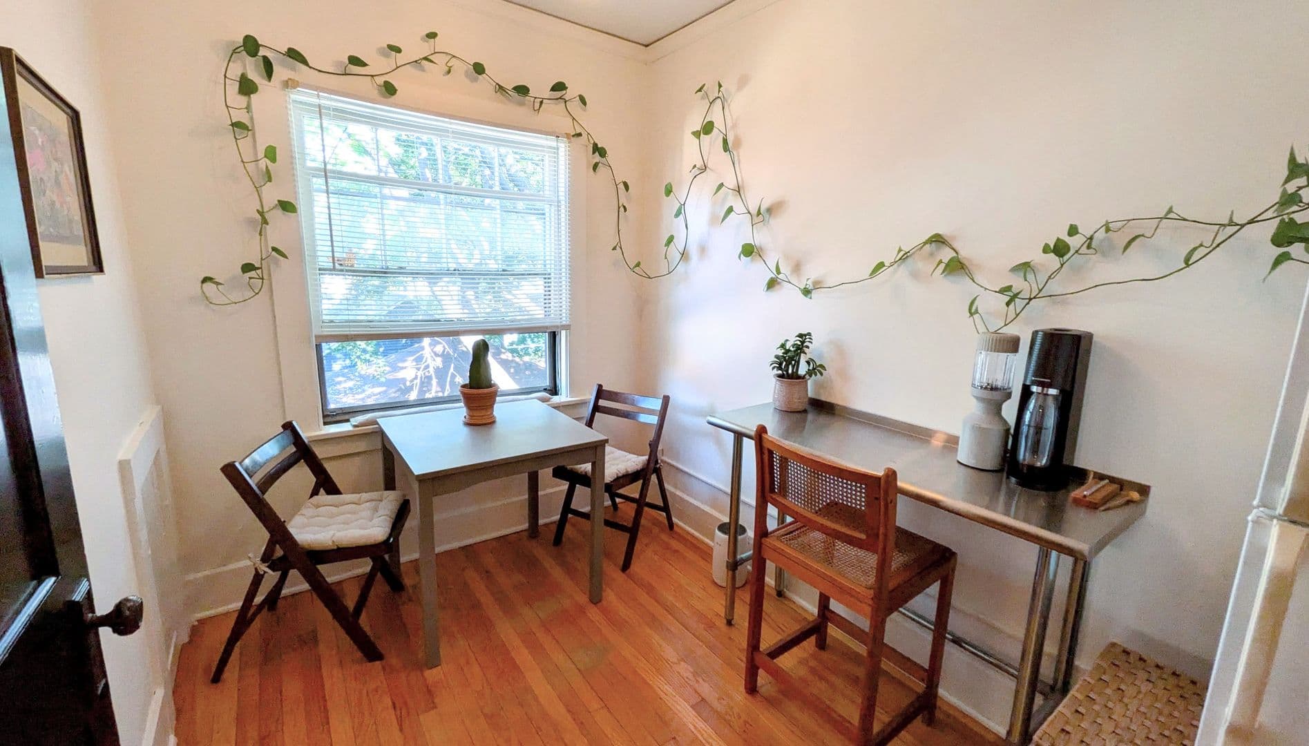 Minneapolis Apartment: 115 Bedford Street SE