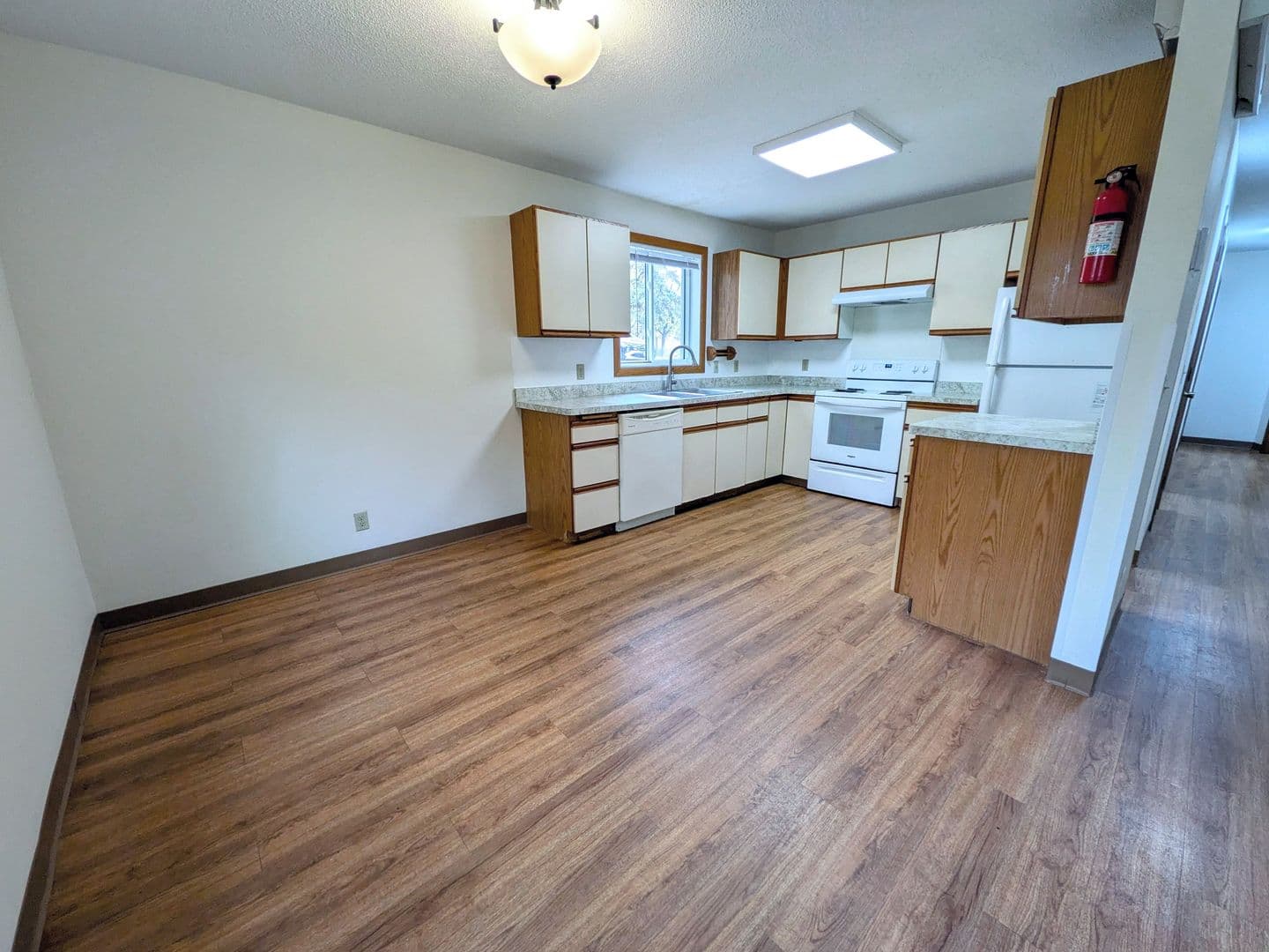 Minneapolis Apartment: 721 10th Ave SE