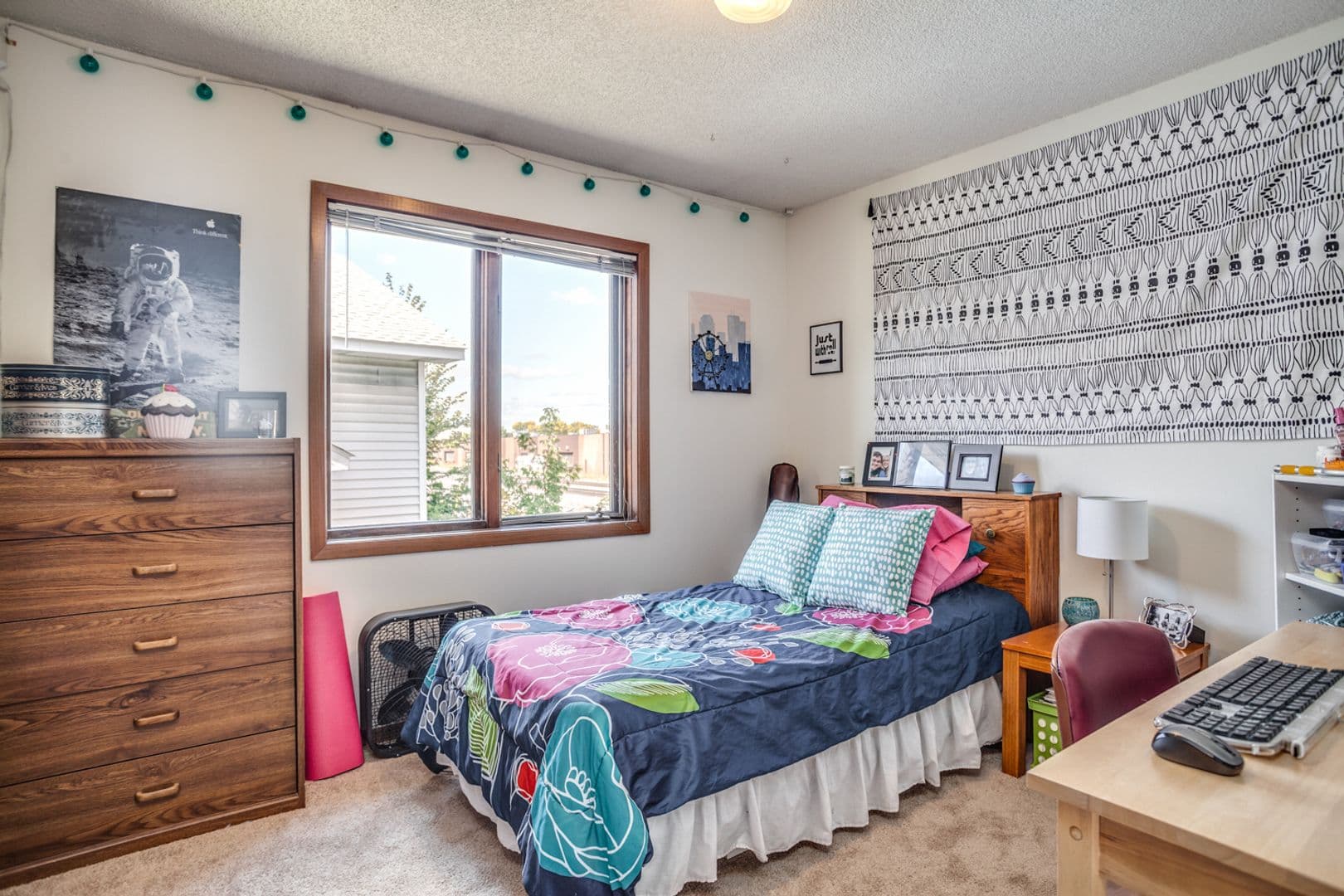 Minneapolis Apartment: 816 SE 9th Avenue