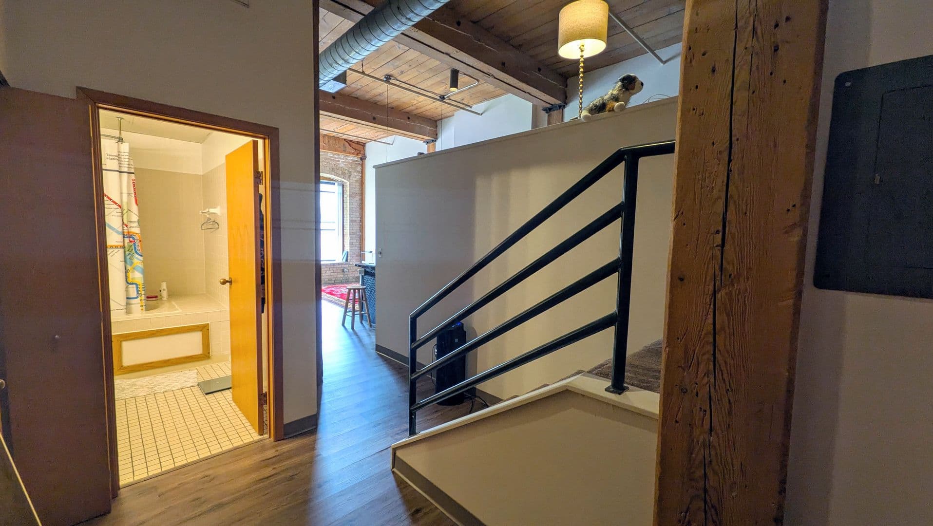 Minneapolis Apartment: 210 N 2nd Street #306