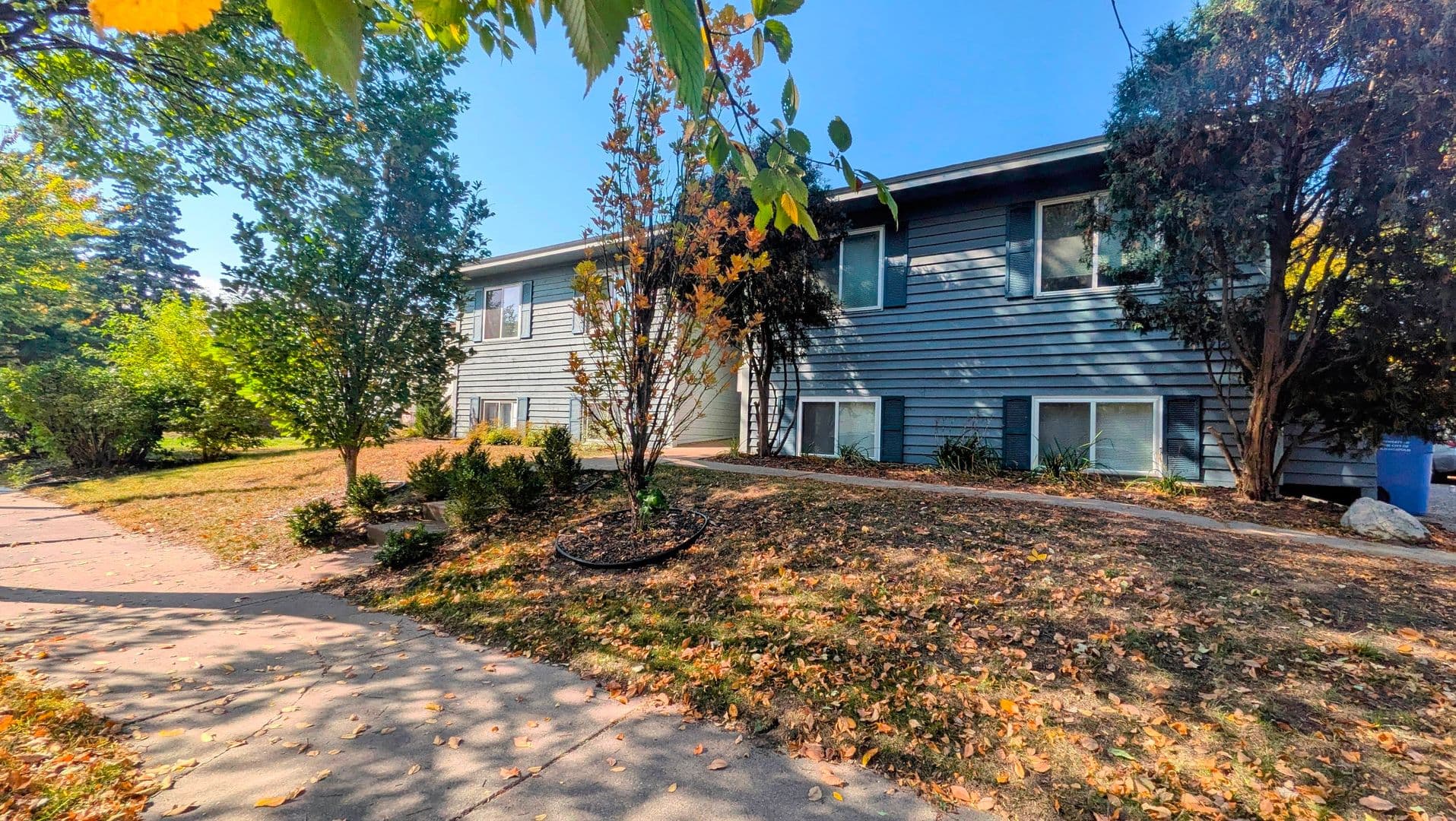 Minneapolis Apartment: 721 10th Ave SE