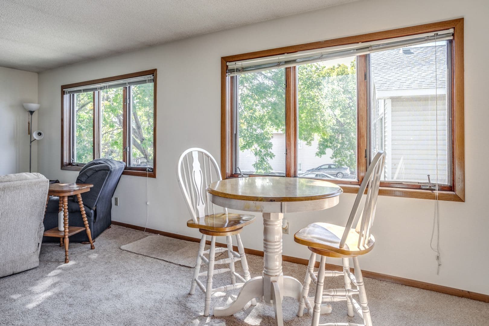 Minneapolis Apartment: 816 SE 9th Avenue