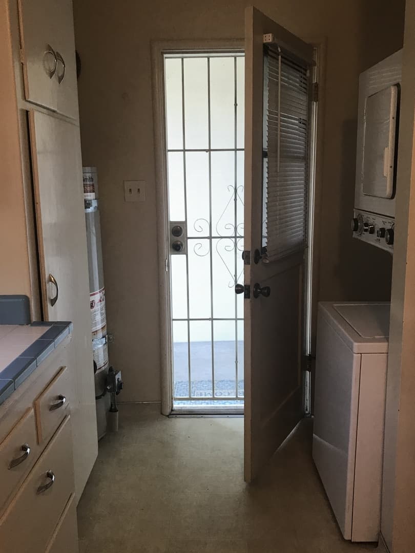 MODESTO Apartment: 536 & 536 1/2 COLLEGE AVE