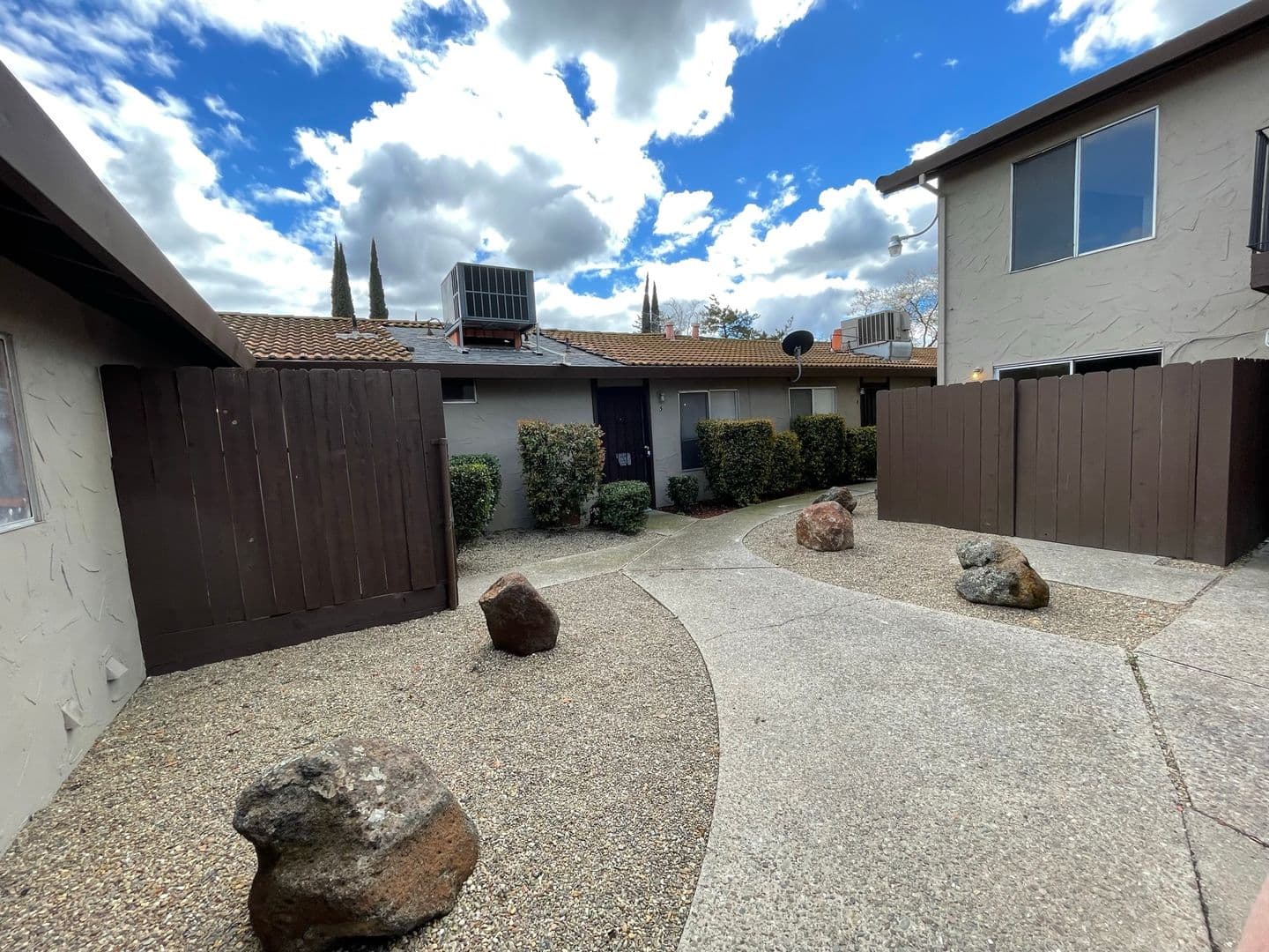 Stockton Apartment: 8037 N. El Dorado Street