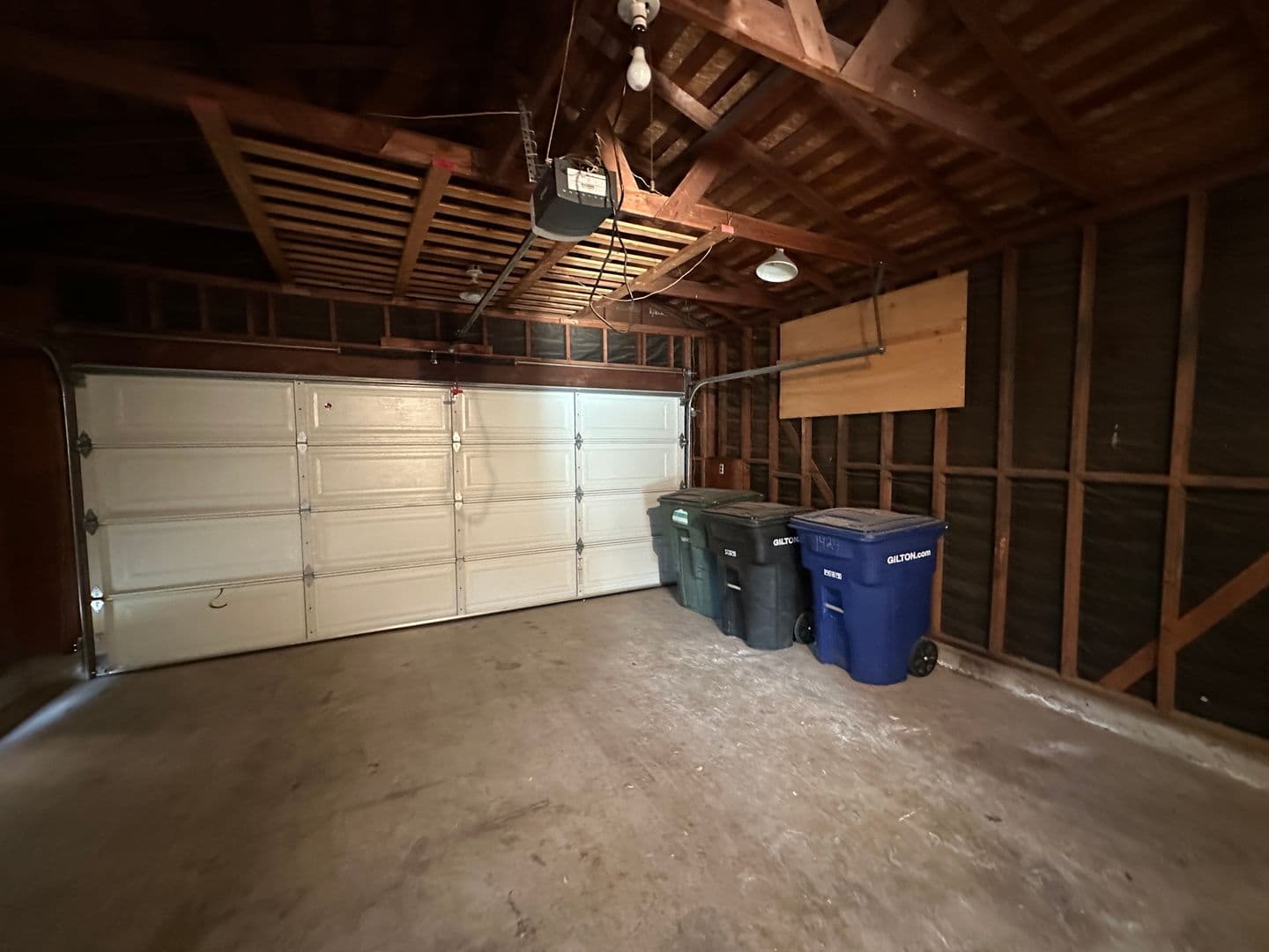 Modesto House: 1424 Kent Way