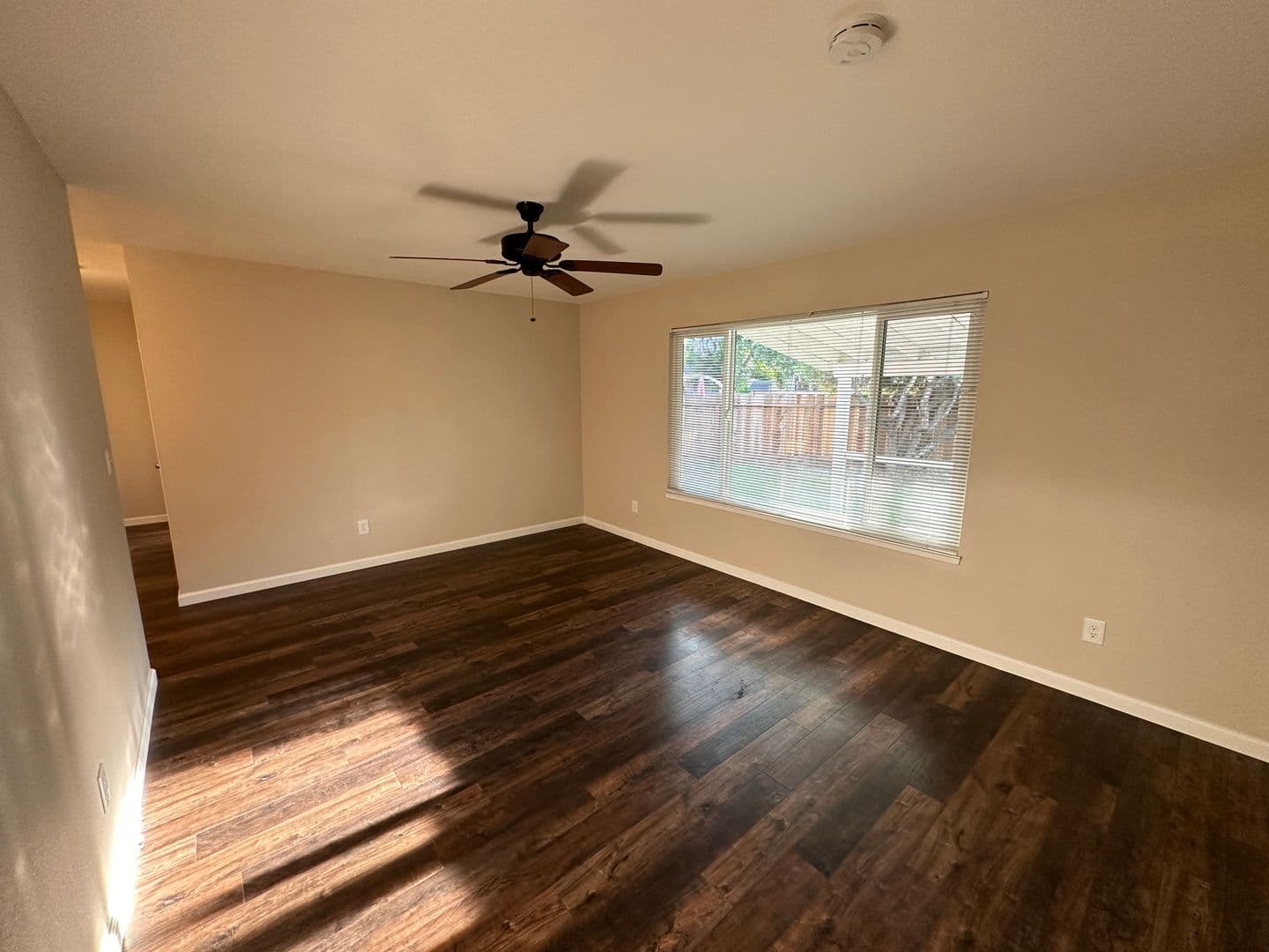 Modesto House: 1424 Kent Way
