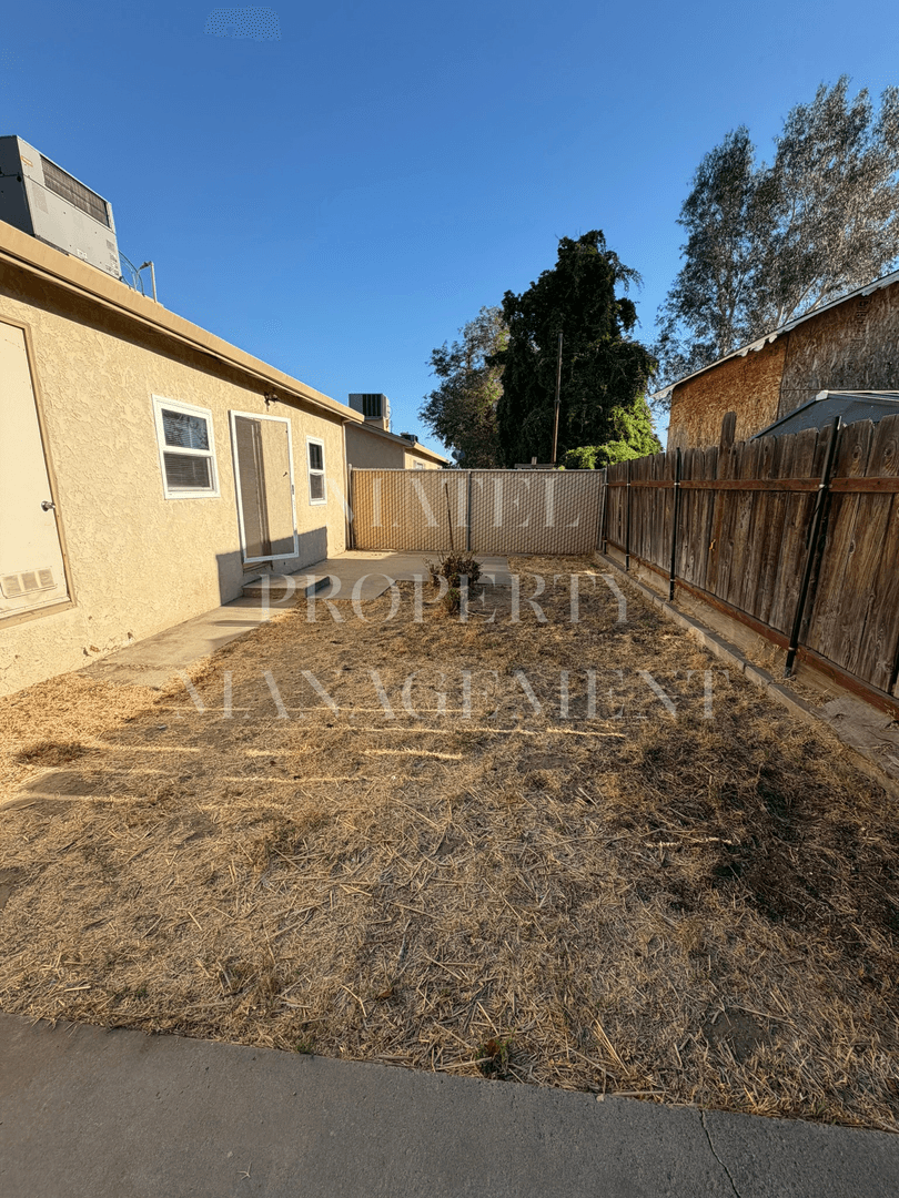 CERES Apartment: 2250 FIFTH ST 1-11