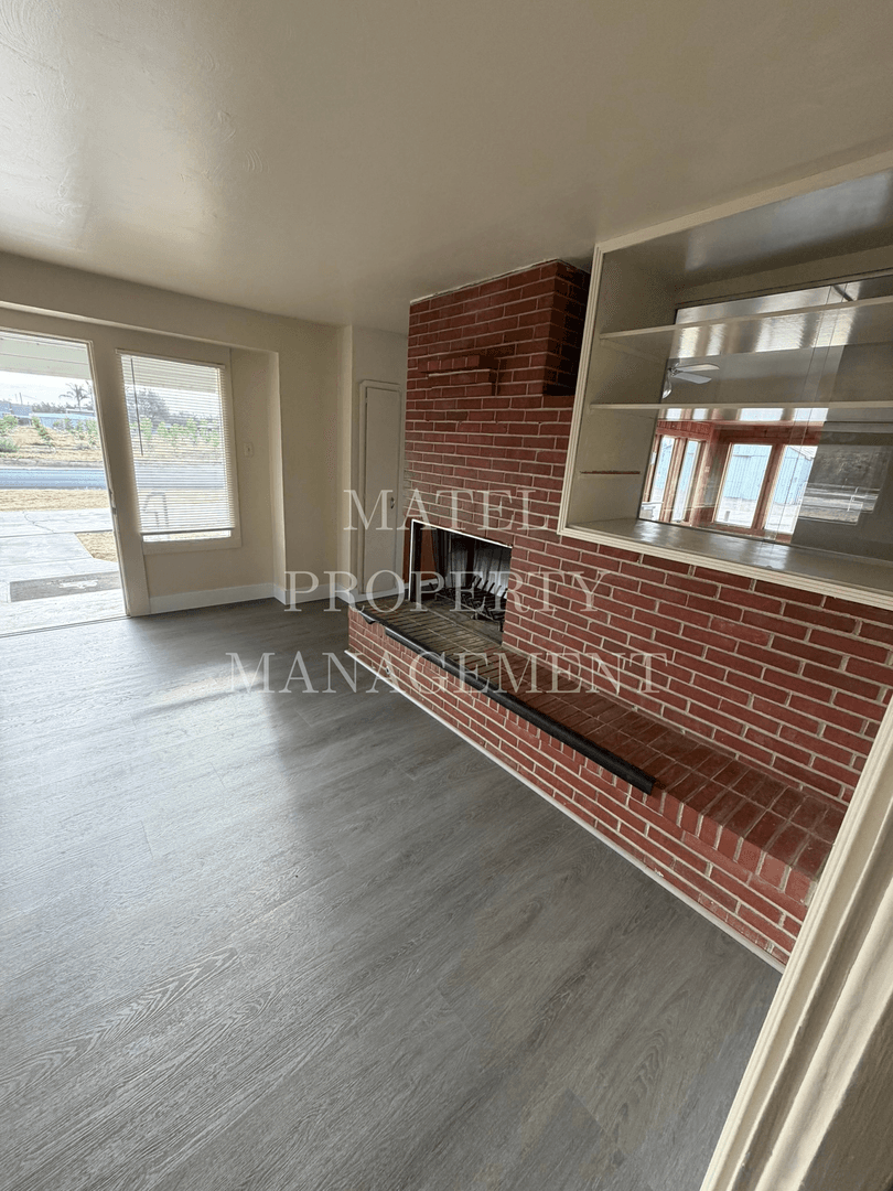 MODESTO House: 2113 ILLINOIS AVE