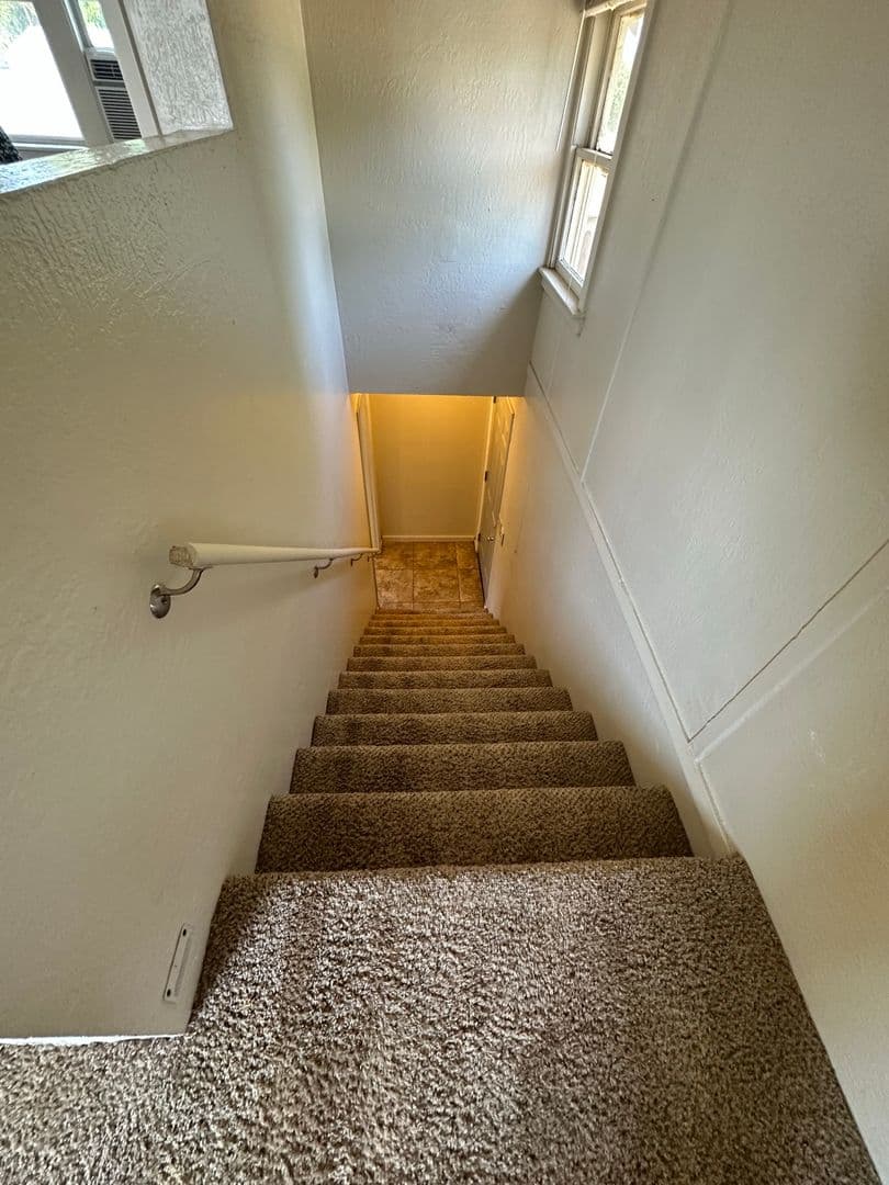 MODESTO House: 303 SPENCER AVE