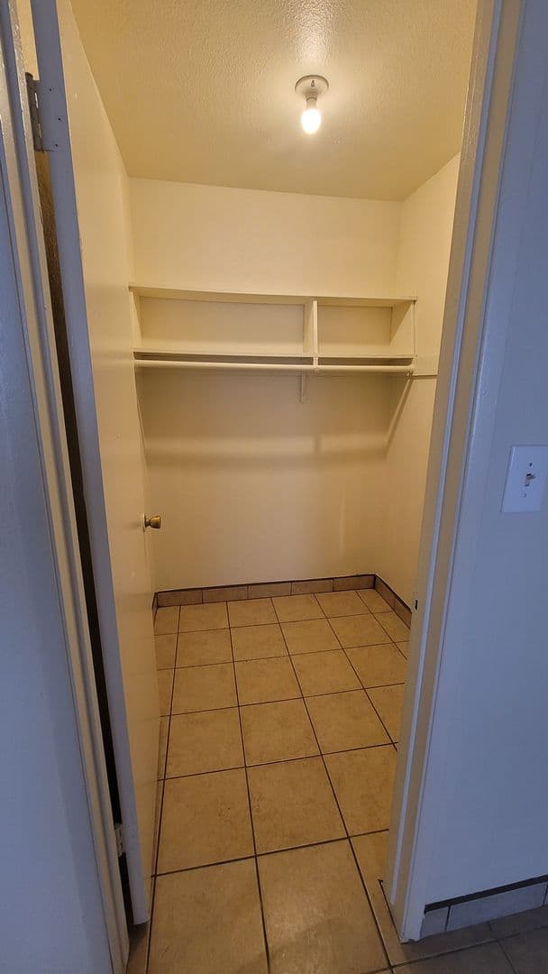 Stockton Apartment: 8037 N. El Dorado Street