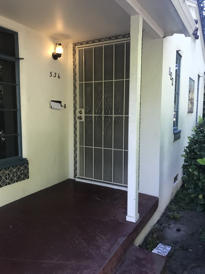 MODESTO Apartment: 536 & 536 1/2 COLLEGE AVE