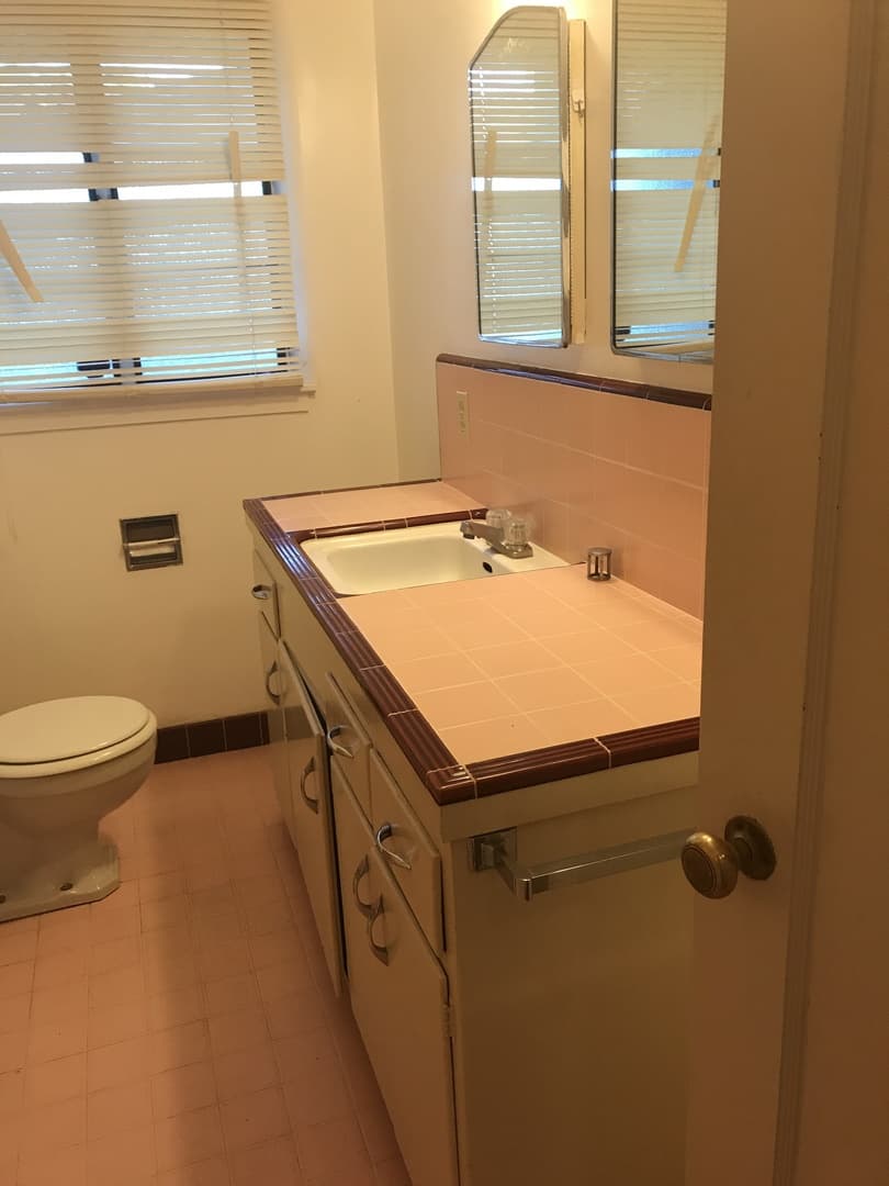 MODESTO Apartment: 536 & 536 1/2 COLLEGE AVE