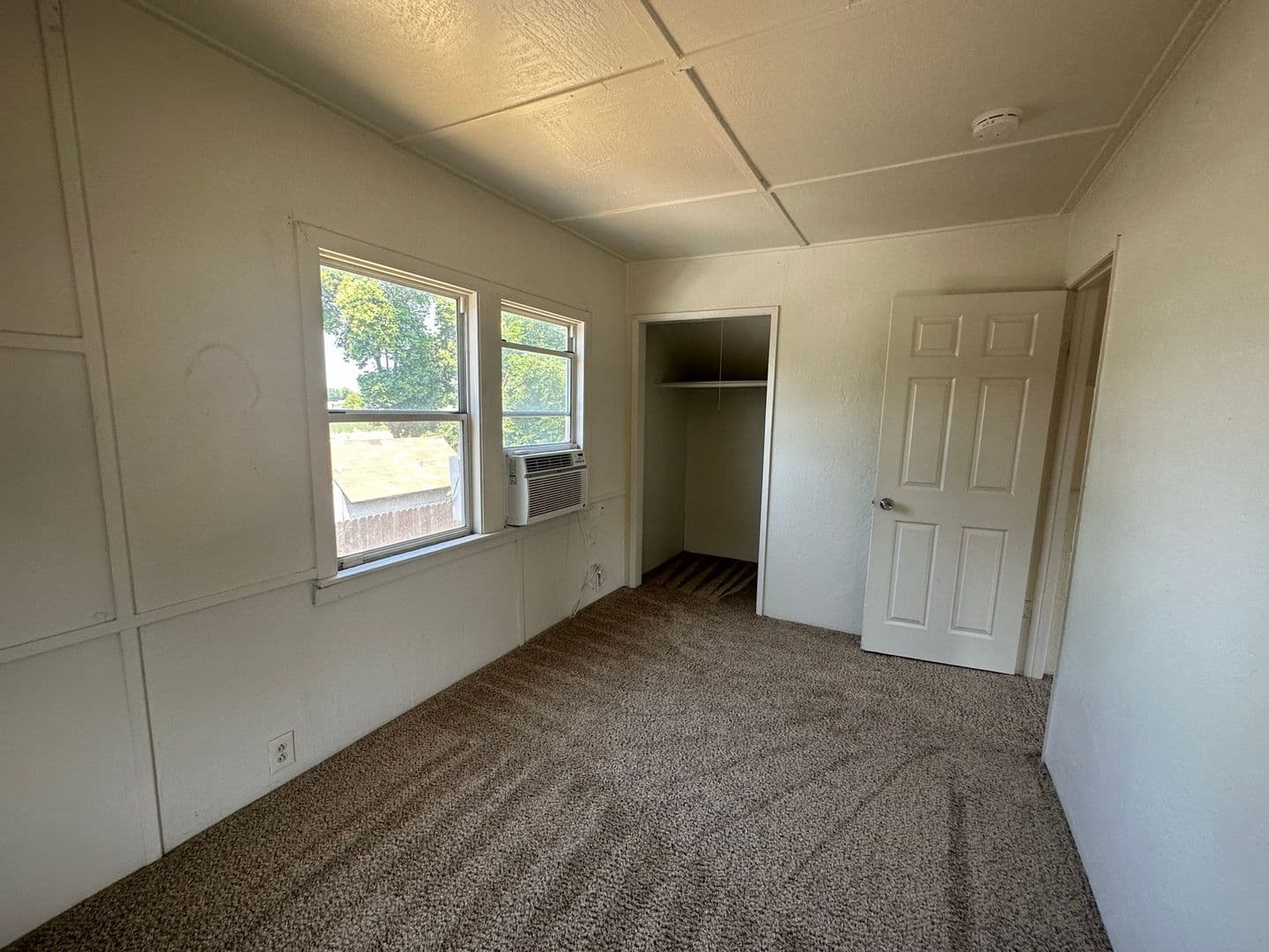 MODESTO House: 303 SPENCER AVE