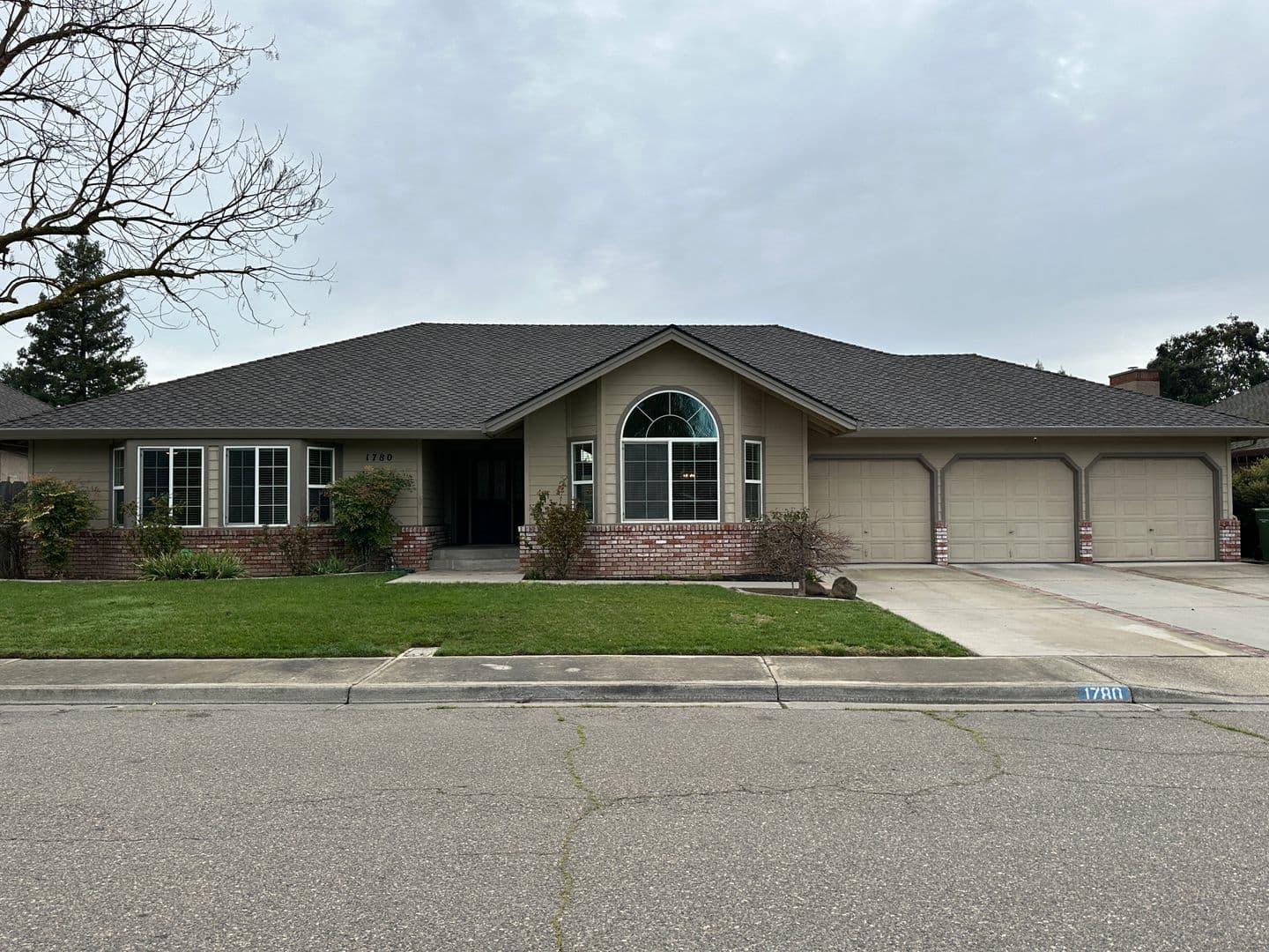 Turlock House: 1780 Paddock Lane