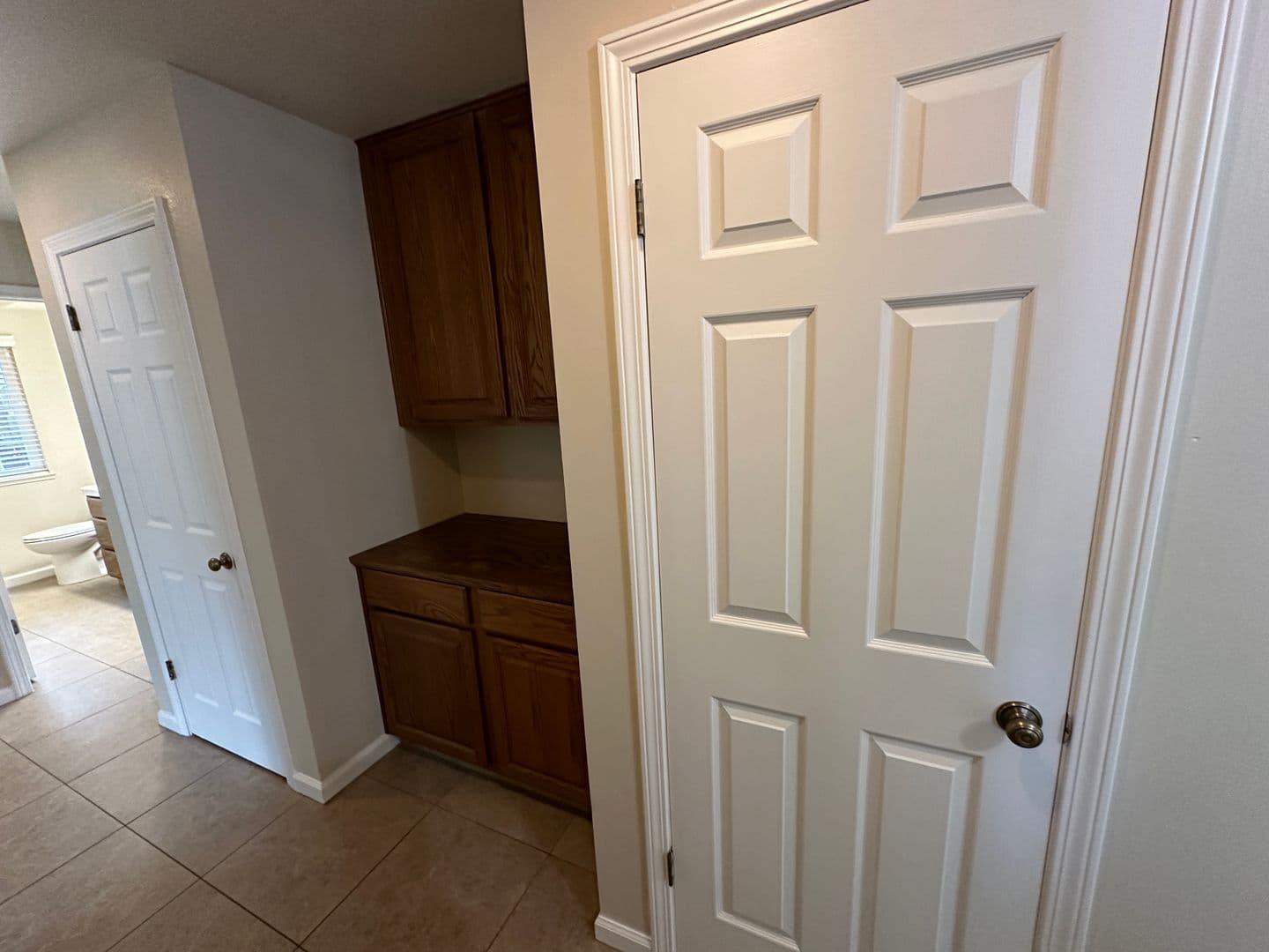 Turlock House: 1780 Paddock Lane