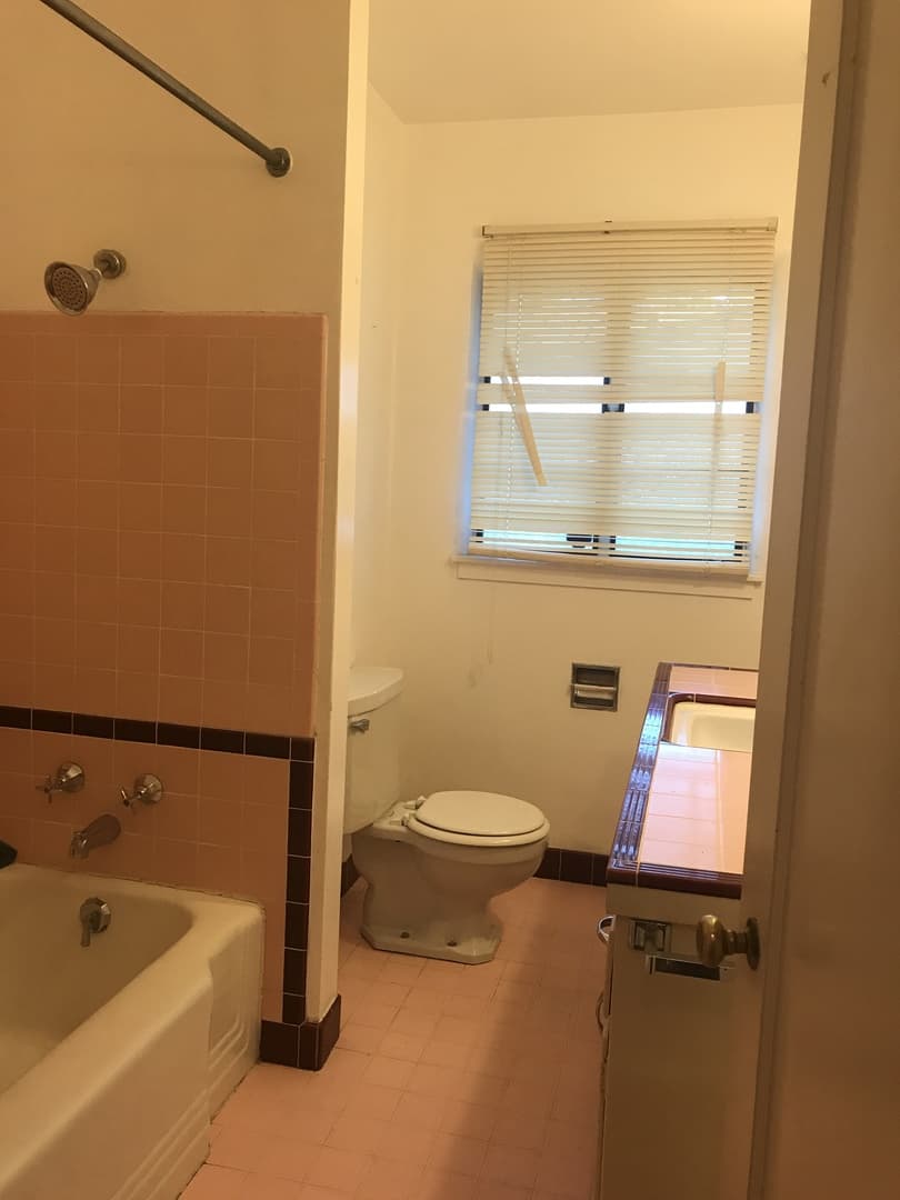 MODESTO Apartment: 536 & 536 1/2 COLLEGE AVE