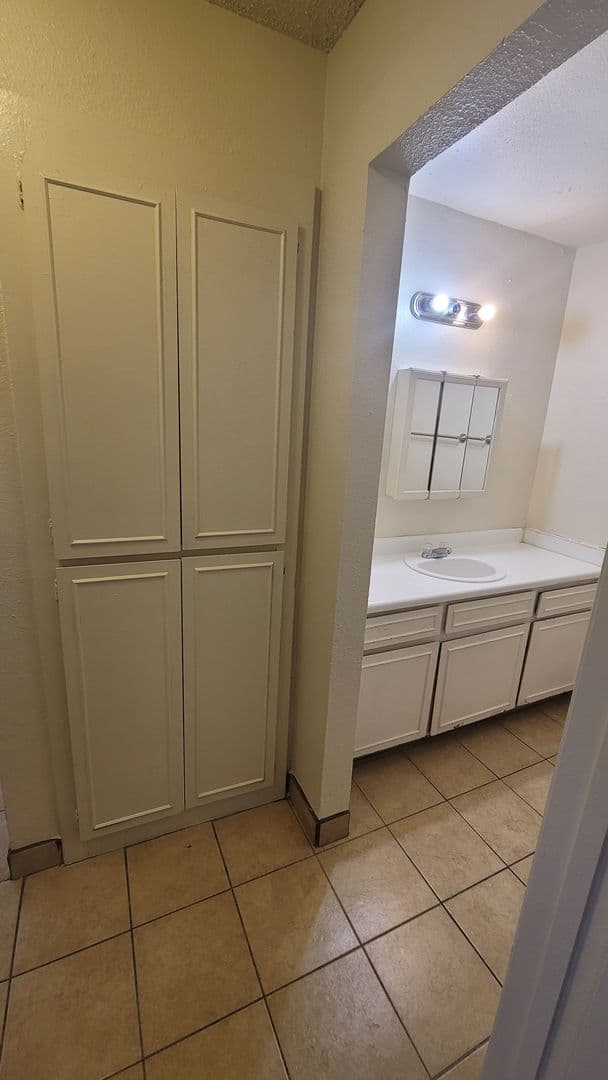 Stockton Apartment: 8037 N. El Dorado Street