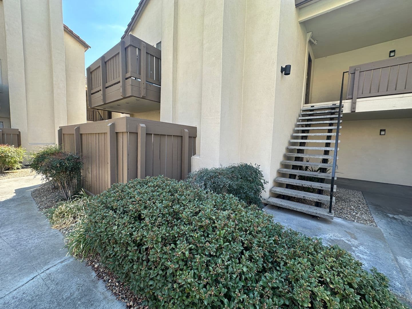 MODESTO Apartment: 3701 COLONIAL DR #217