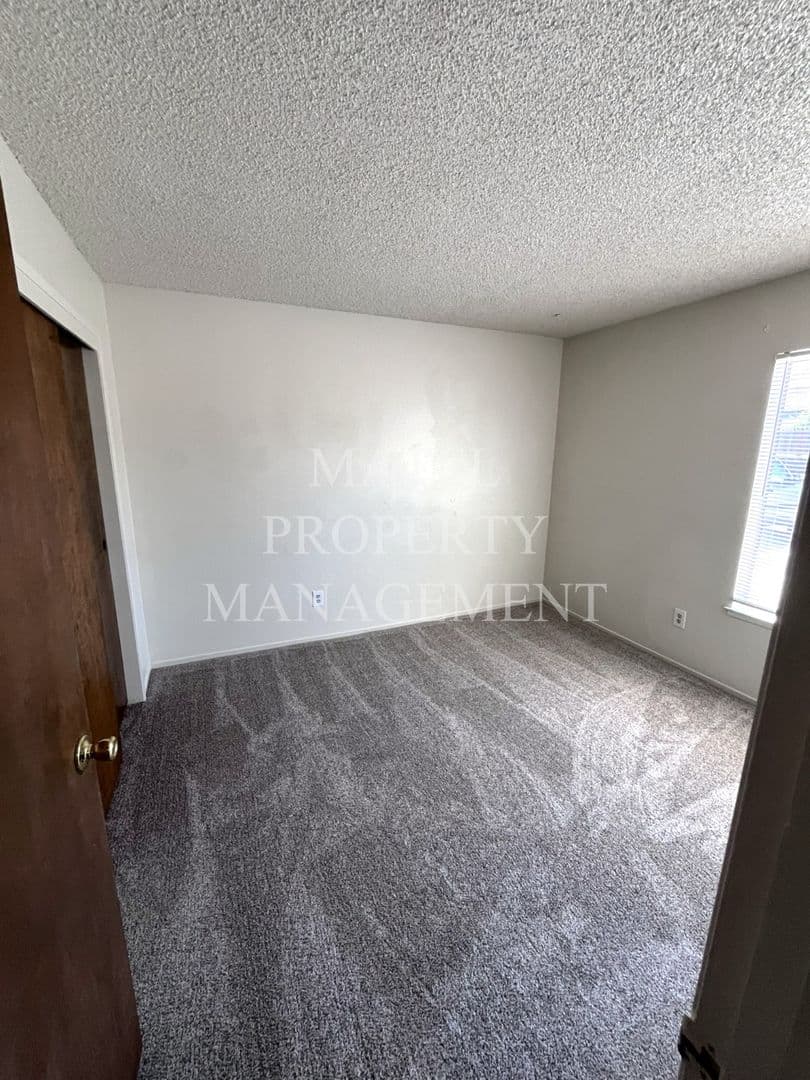 MODESTO Apartment: 3701 COLONIAL DR #217