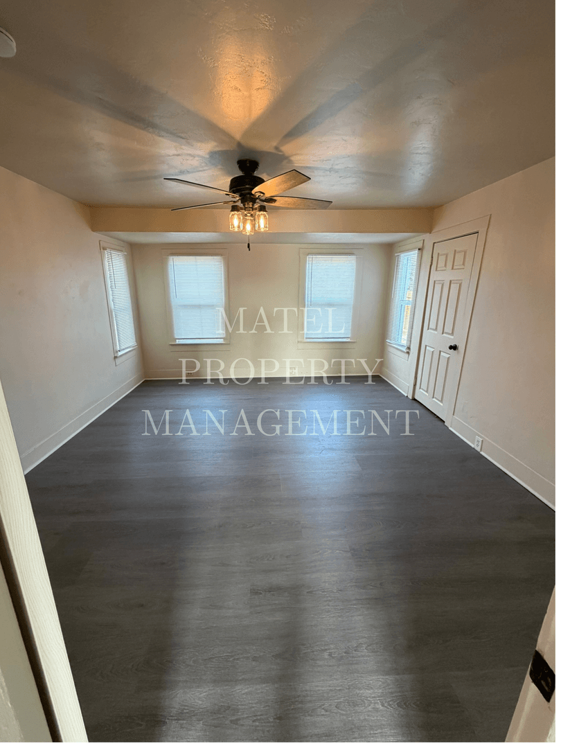 MODESTO House: 2113 ILLINOIS AVE