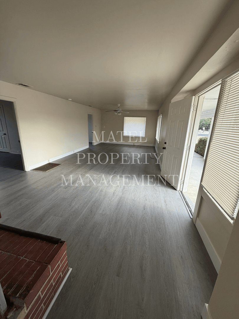 MODESTO House: 2113 ILLINOIS AVE