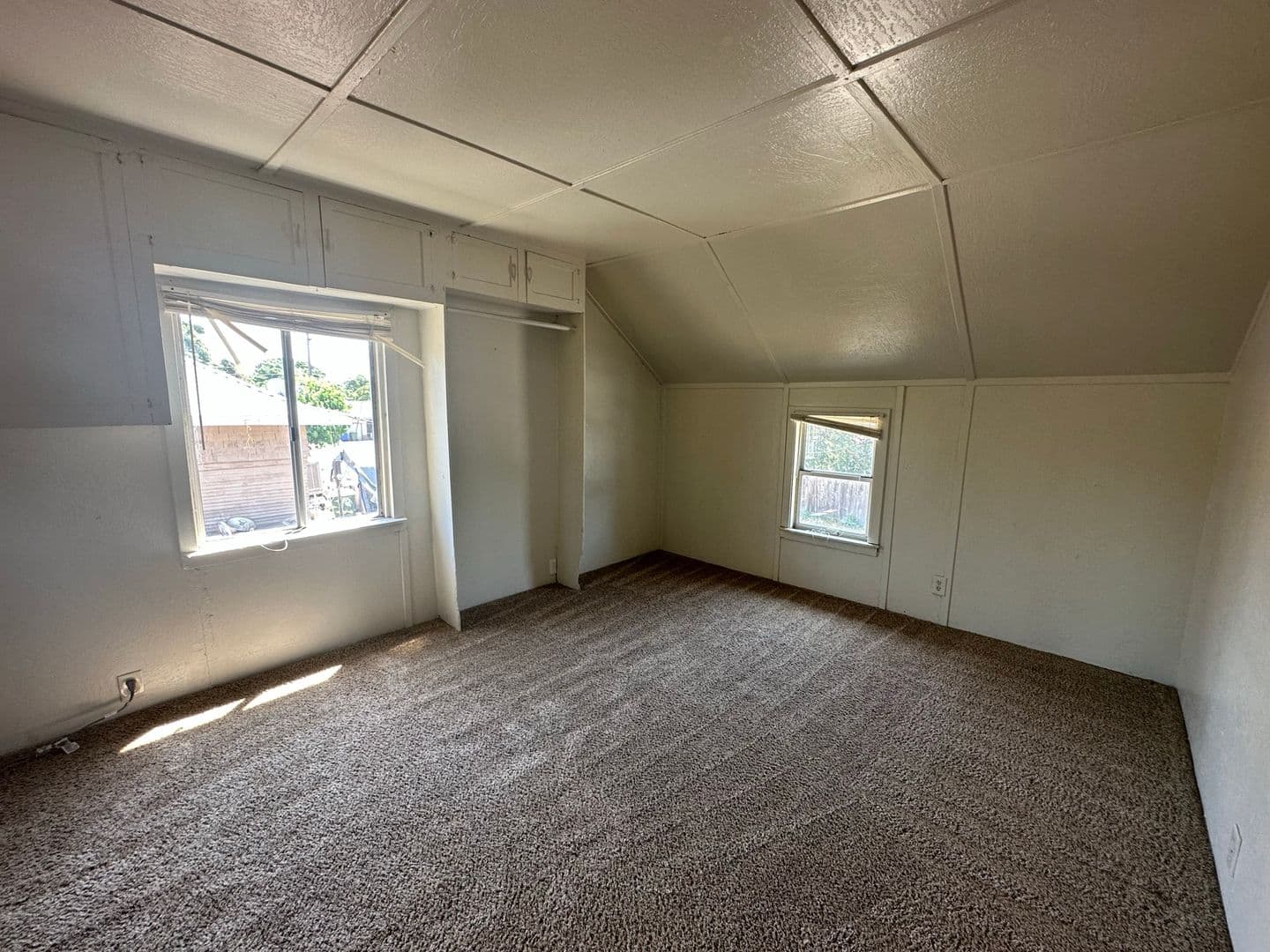 MODESTO House: 303 SPENCER AVE
