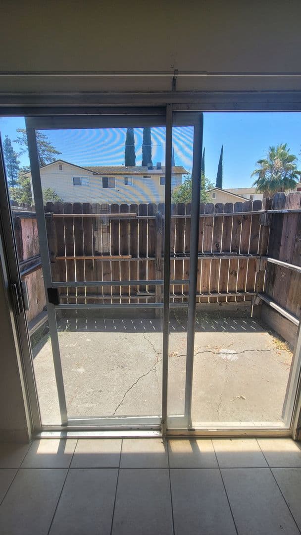 Stockton Apartment: 8037 N. El Dorado Street