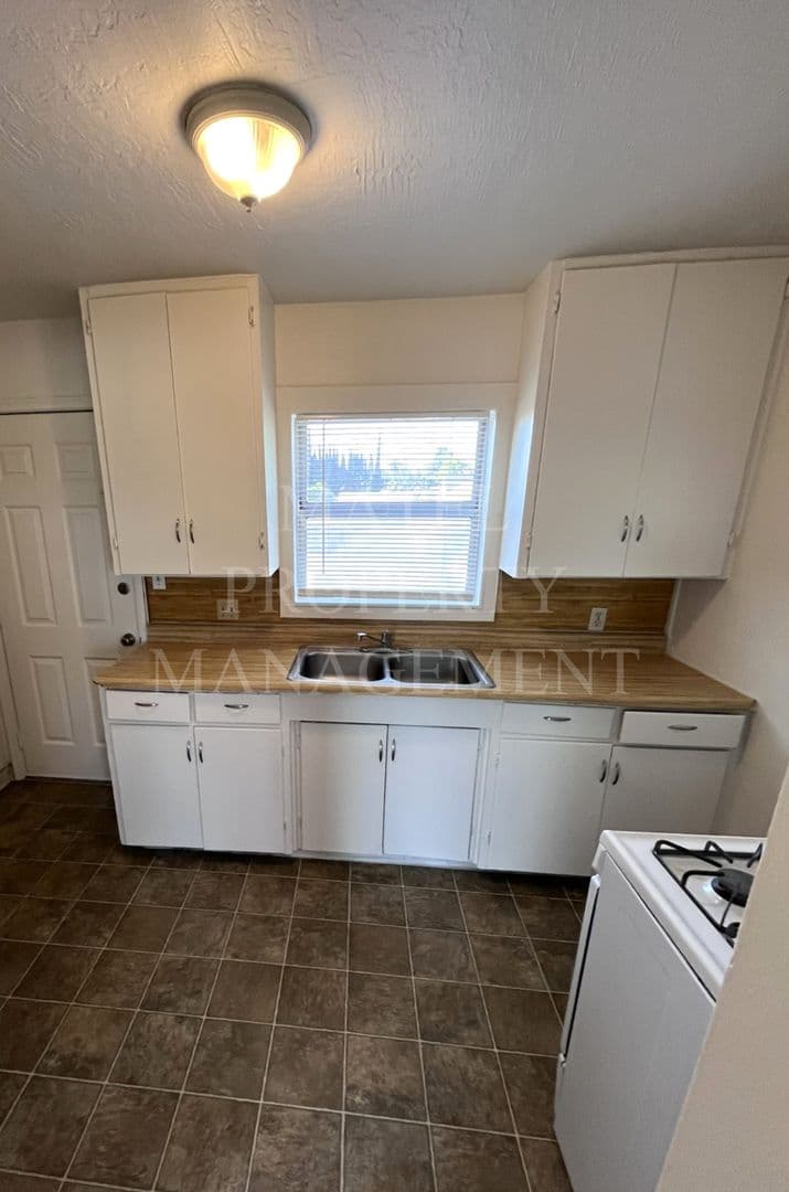CERES Apartment: 2250 FIFTH ST 1-11