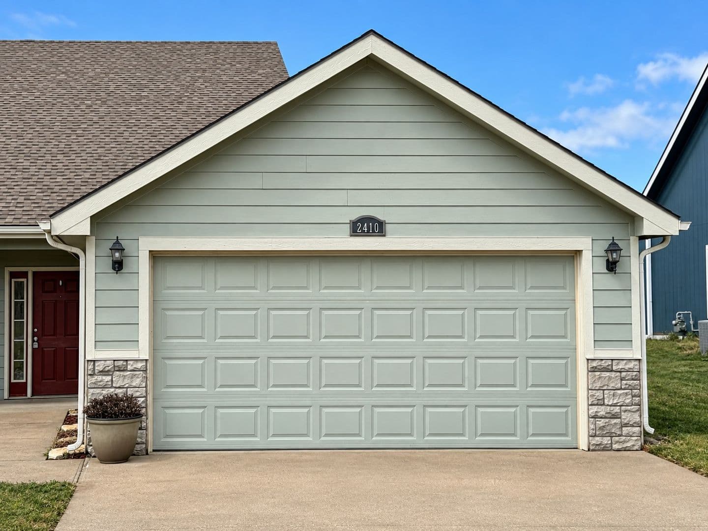 Junction City House: 2410 Brooke Bend