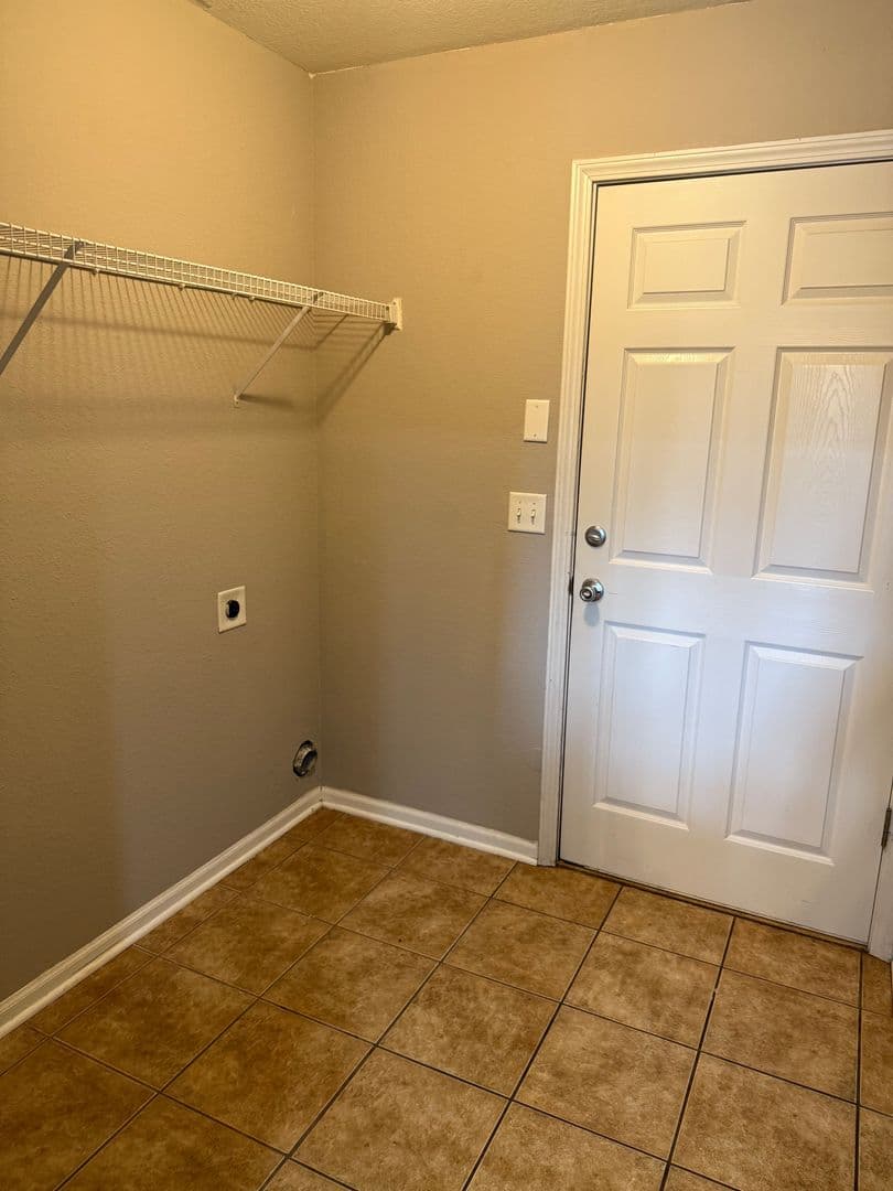 Junction City House: 2001 Quail Rn
