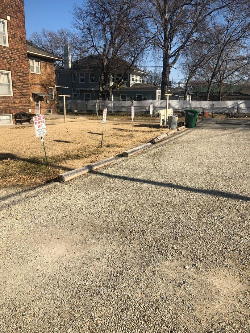 Junction City House: 511 N. Adams Apt 4