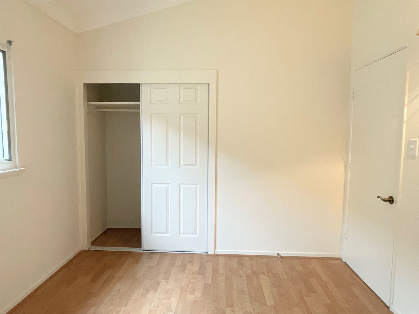 Playa del Rey Apartment: 124 Rees St.