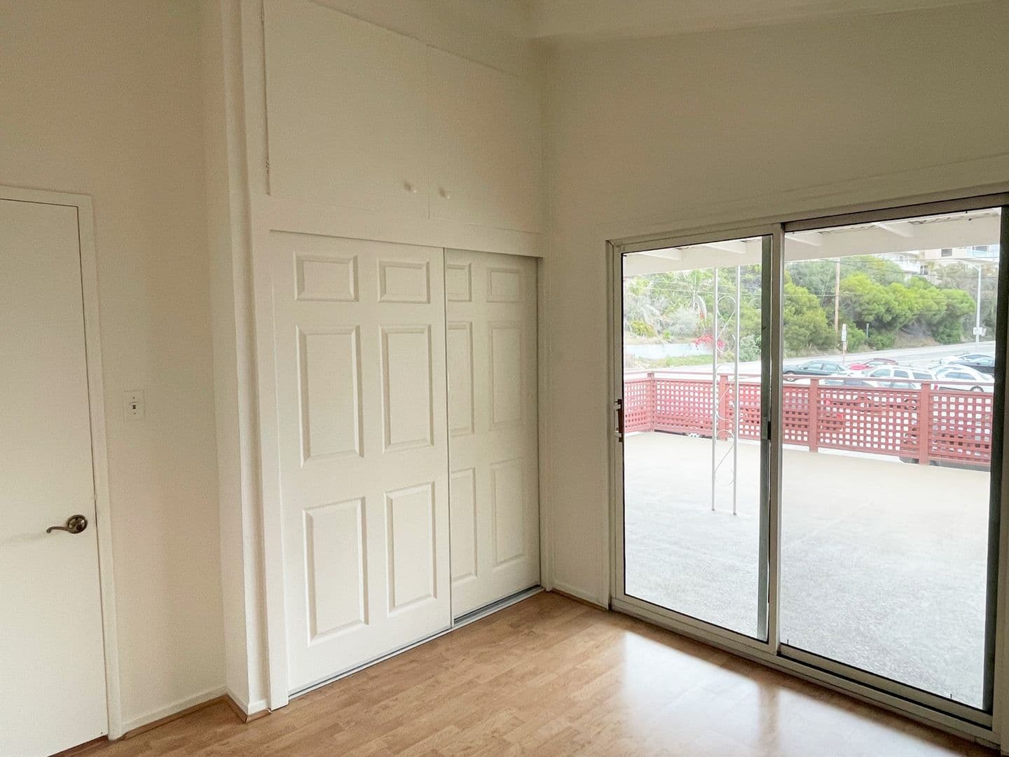 Playa del Rey Apartment: 124 Rees St.